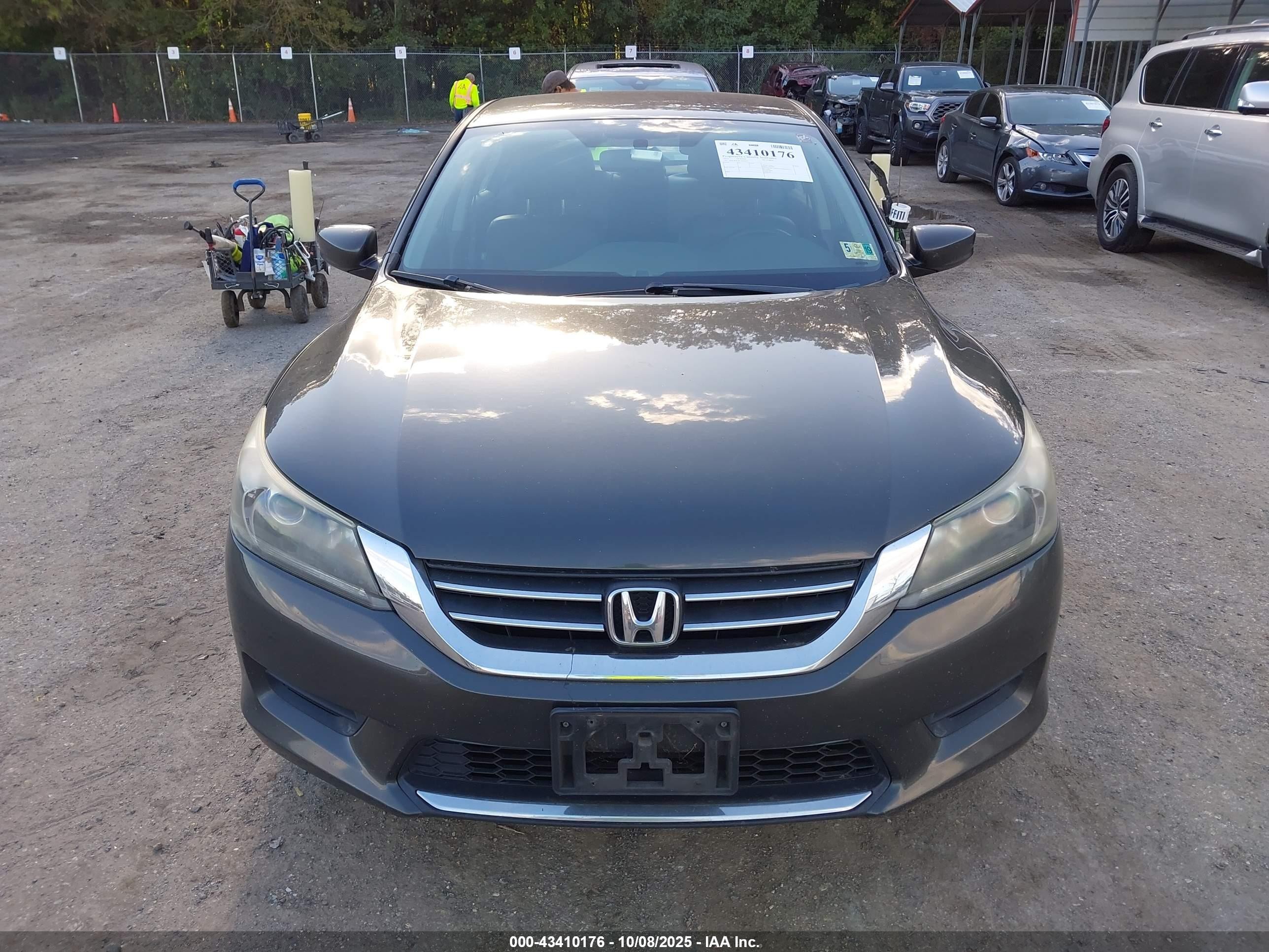 2015 Honda Accord Lx Серый vin: 1HGCR2F30FA095826