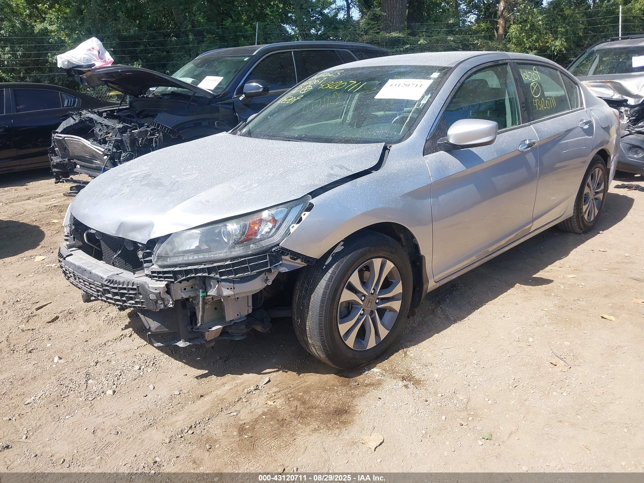 2015 Honda Accord Lx Silver vin: 1HGCR2F30FA106209