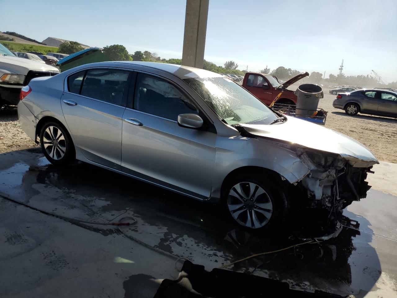 2015 Honda Accord Lx Silver vin: 1HGCR2F30FA130946