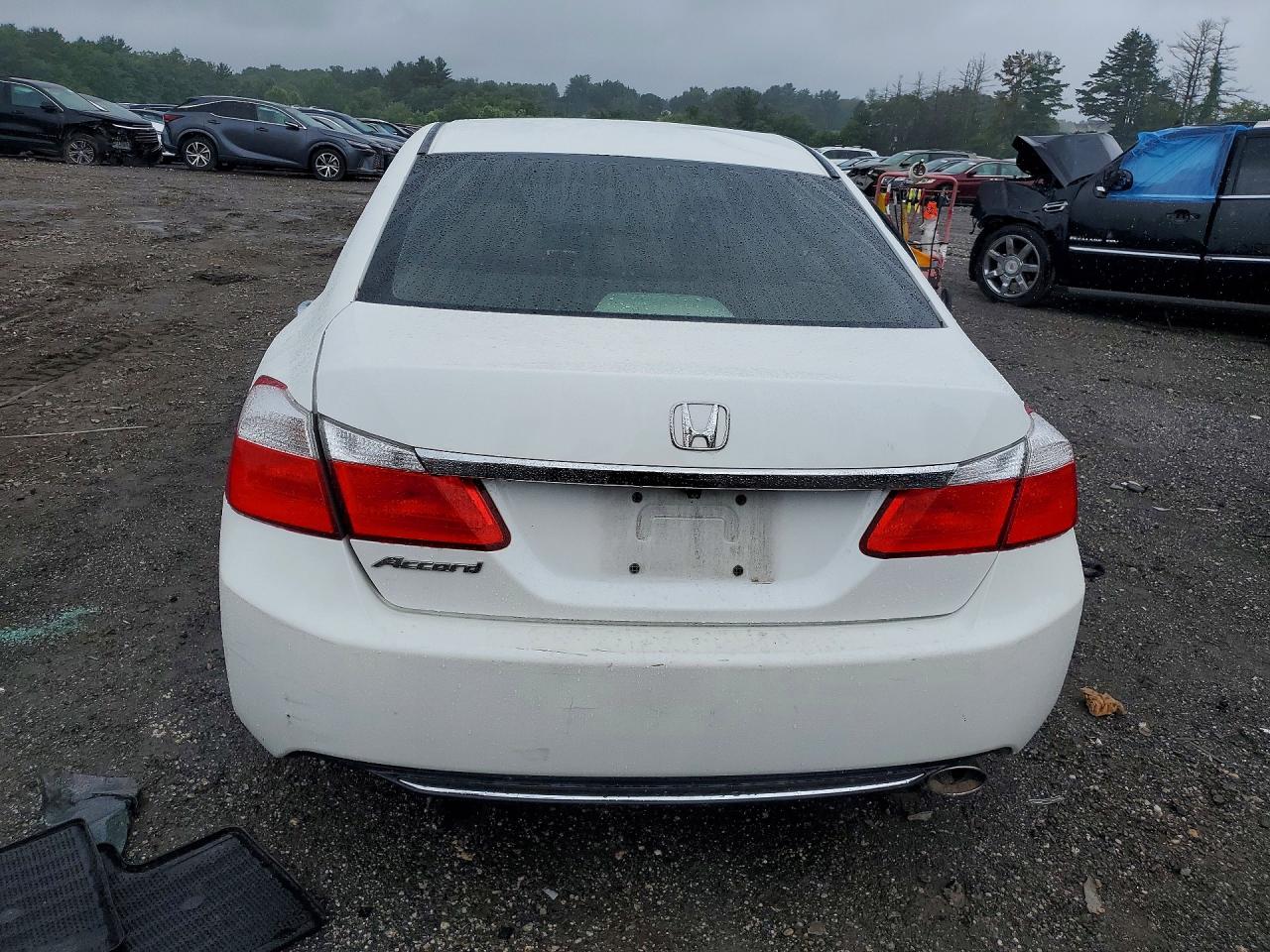2015 Honda Accord Lx White vin: 1HGCR2F30FA166703