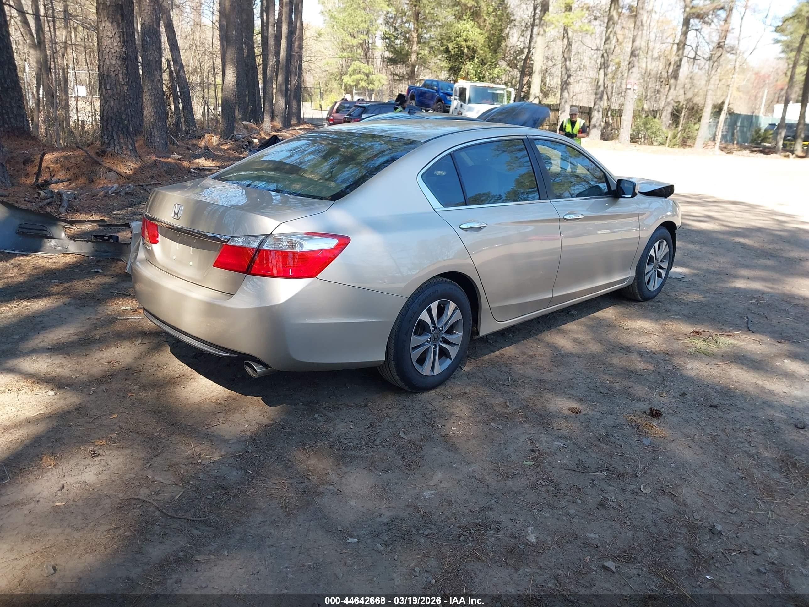 2015 Honda Accord Lx Gold vin: 1HGCR2F30FA175966