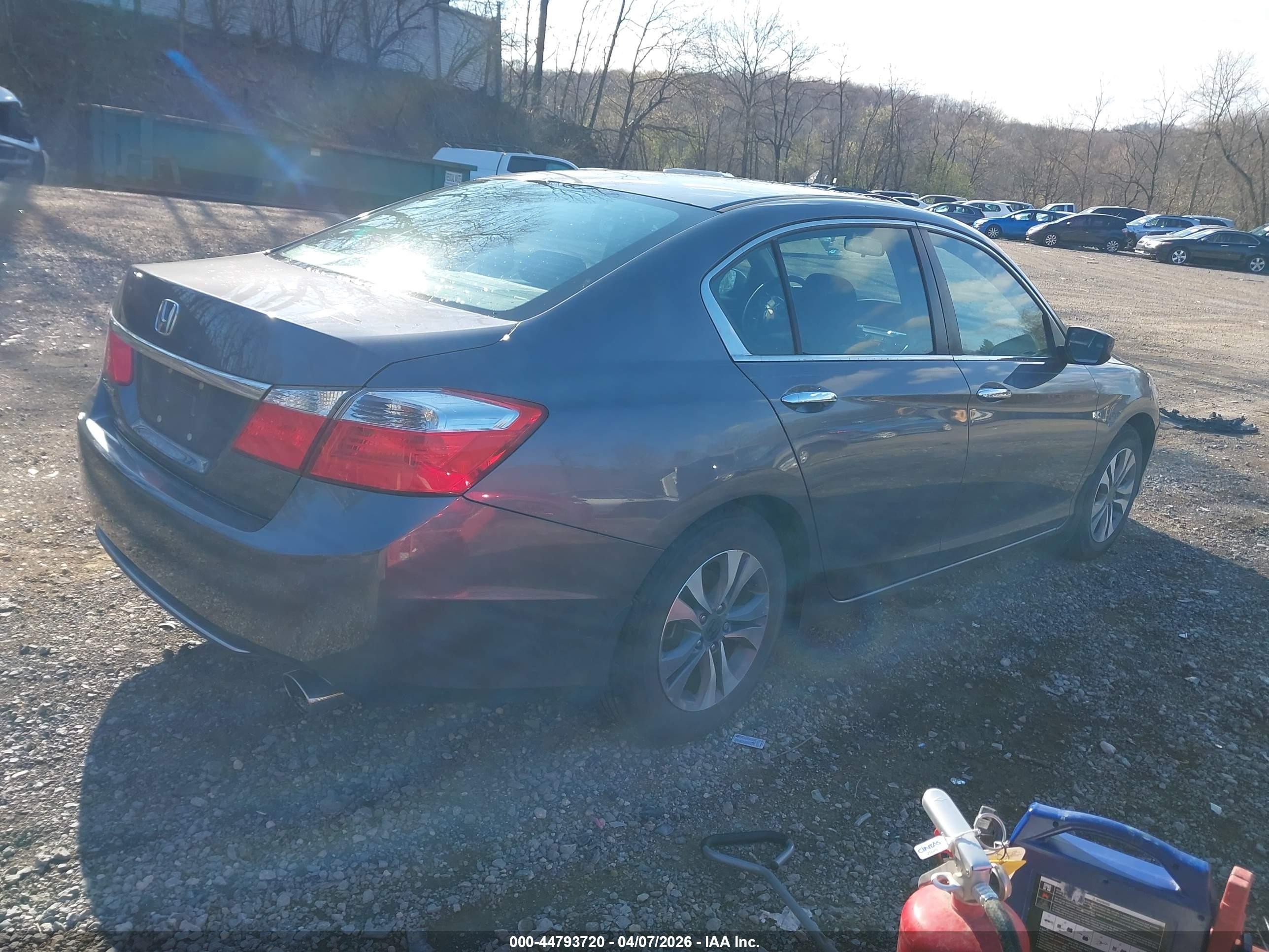 2015 Honda Accord Lx Gray vin: 1HGCR2F30FA197319