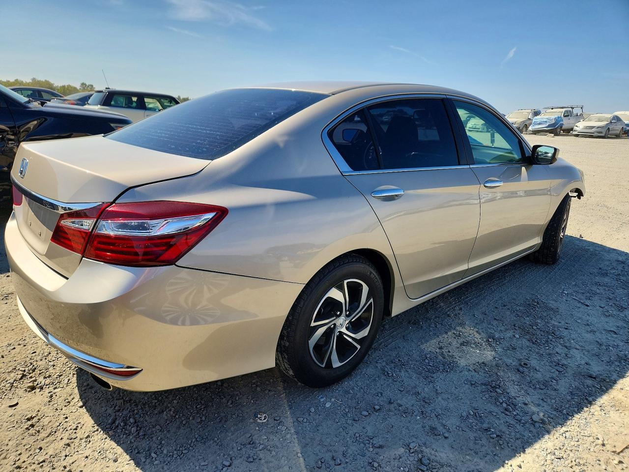2017 Honda Accord Lx Золотой vin: 1HGCR2F30HA110618