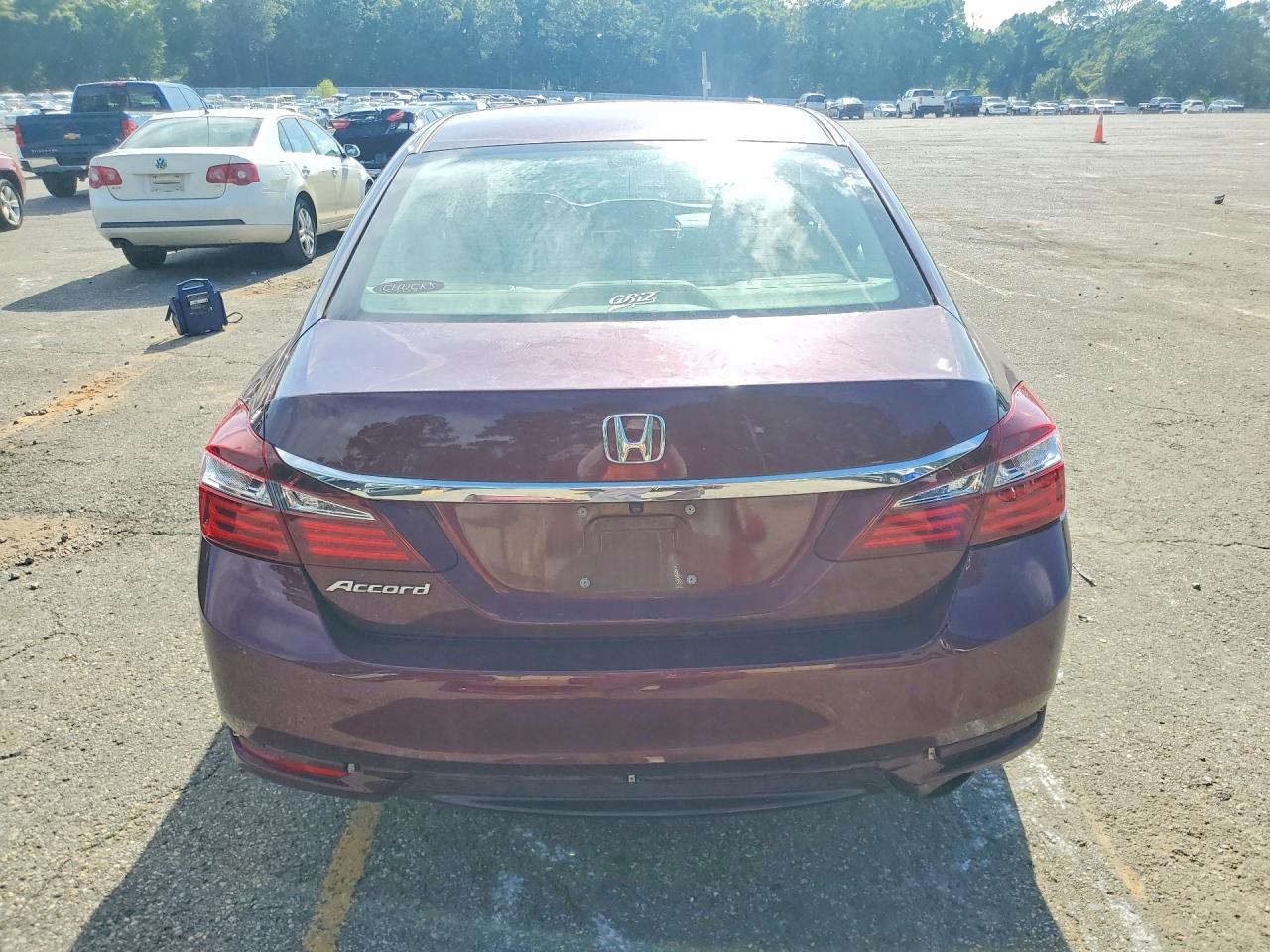 2017 Honda Accord Lx Burgundy vin: 1HGCR2F30HA265461