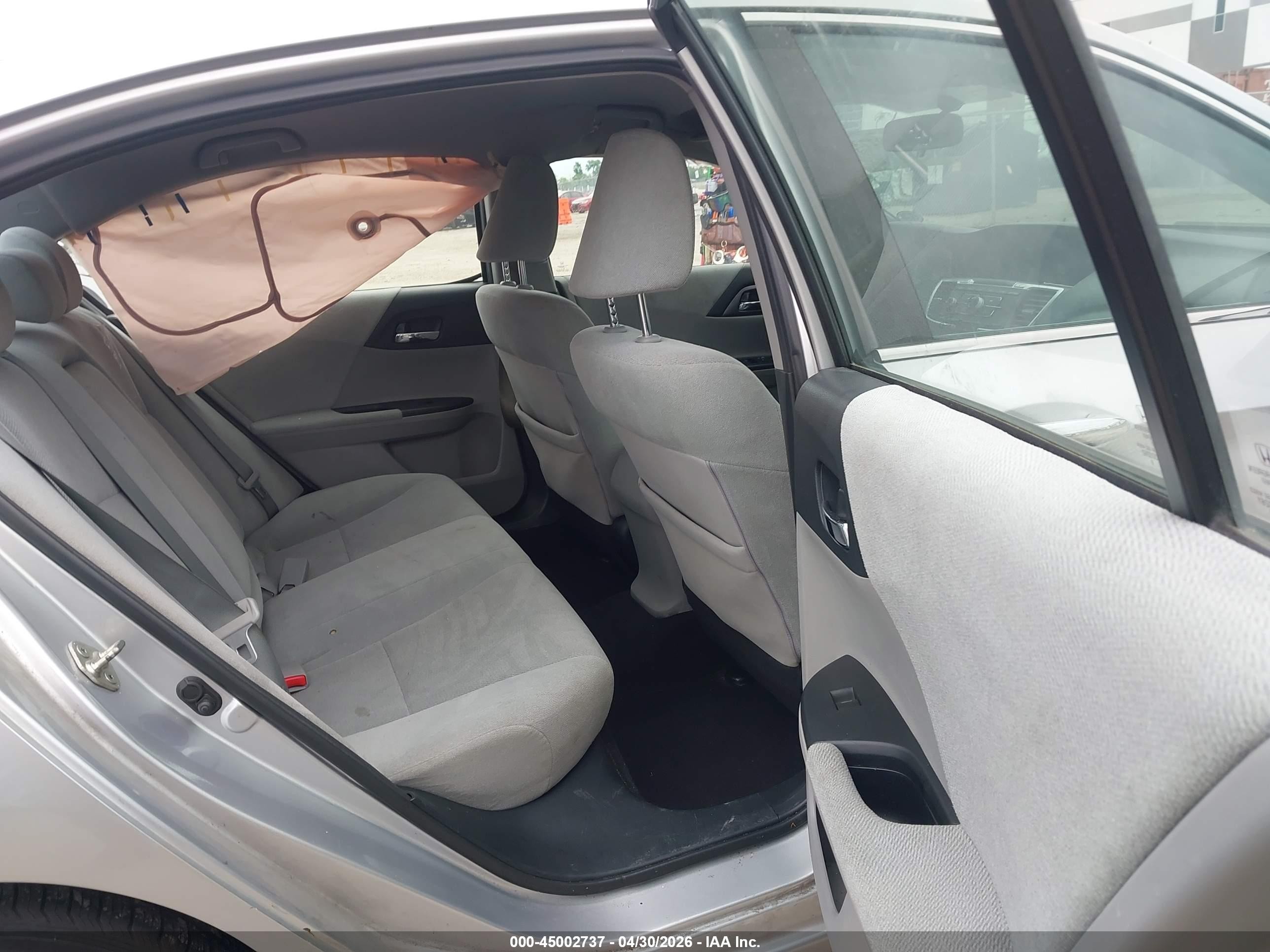 2013 Honda Accord Lx Silver vin: 1HGCR2F31DA022834