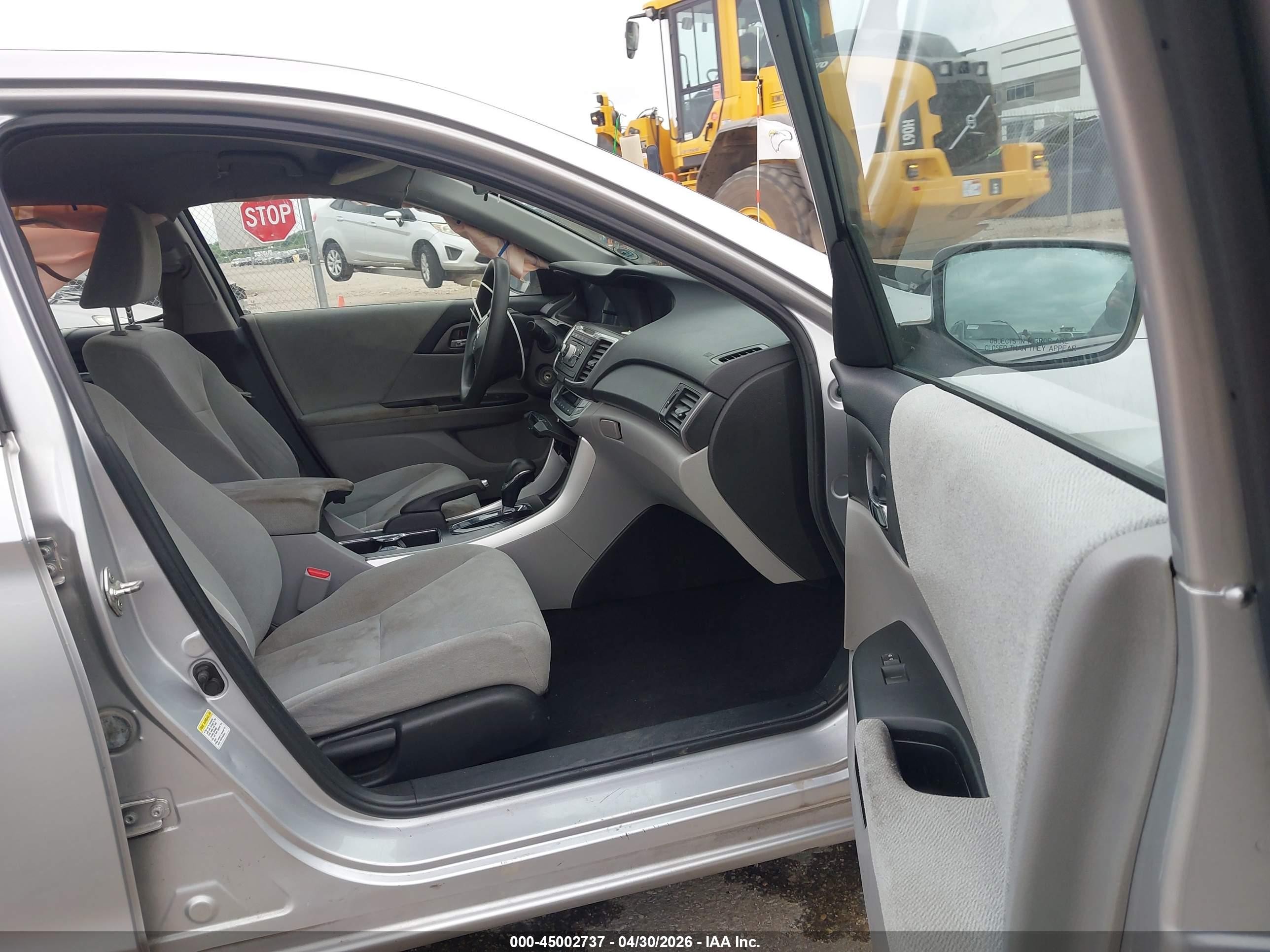 2013 Honda Accord Lx Silver vin: 1HGCR2F31DA022834