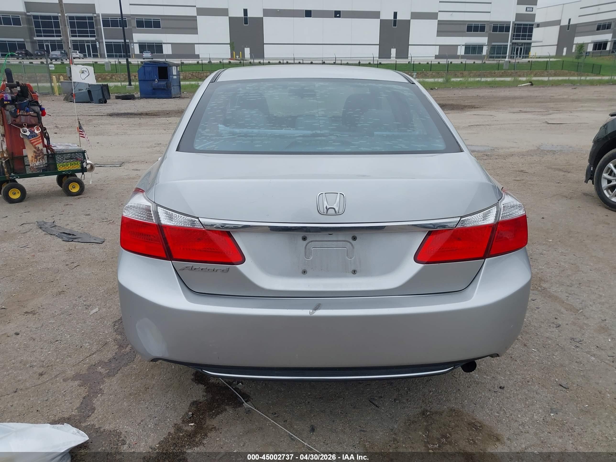 2013 Honda Accord Lx Silver vin: 1HGCR2F31DA022834