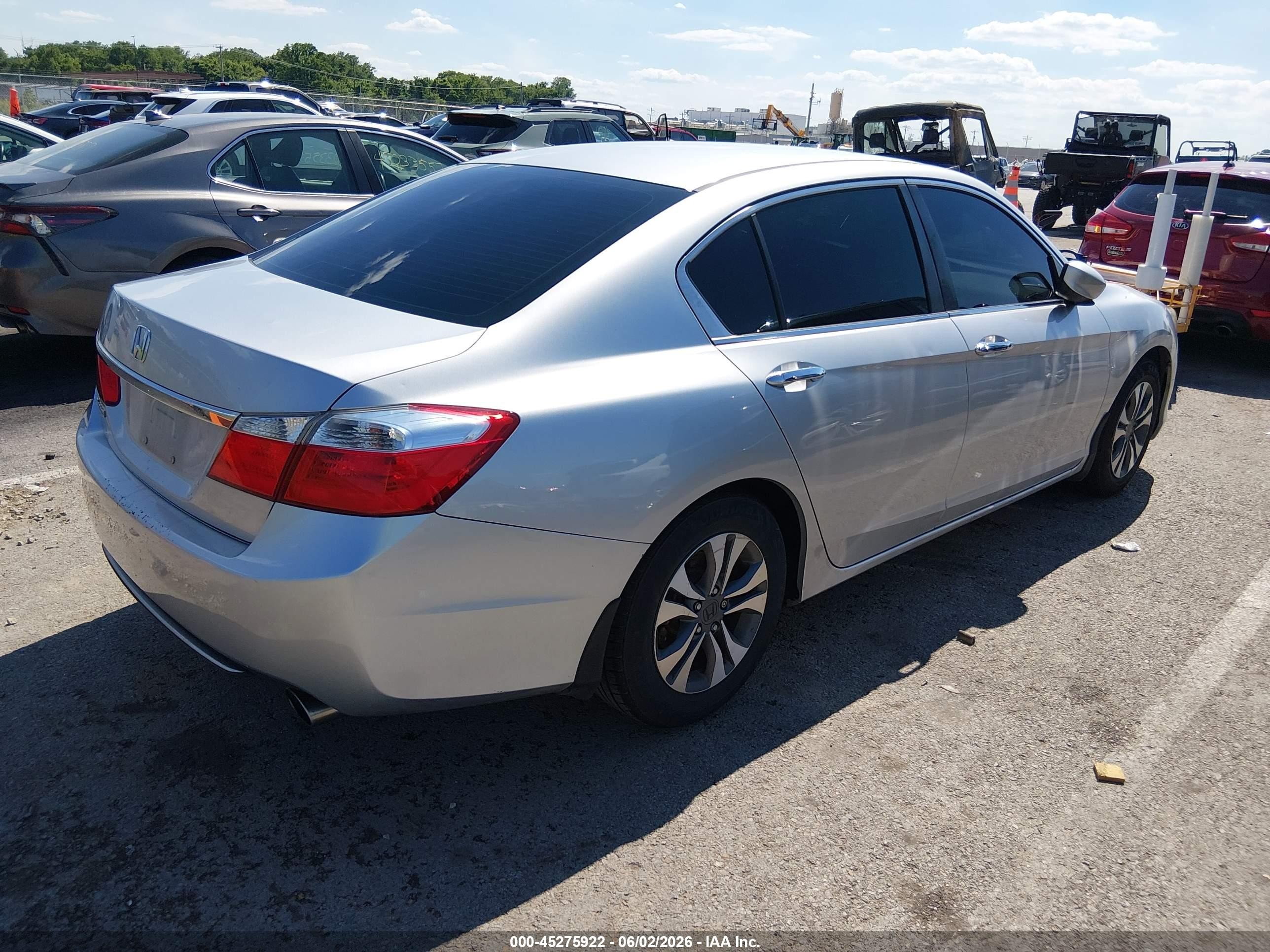 2013 Honda Accord Lx Silver vin: 1HGCR2F31DA061505