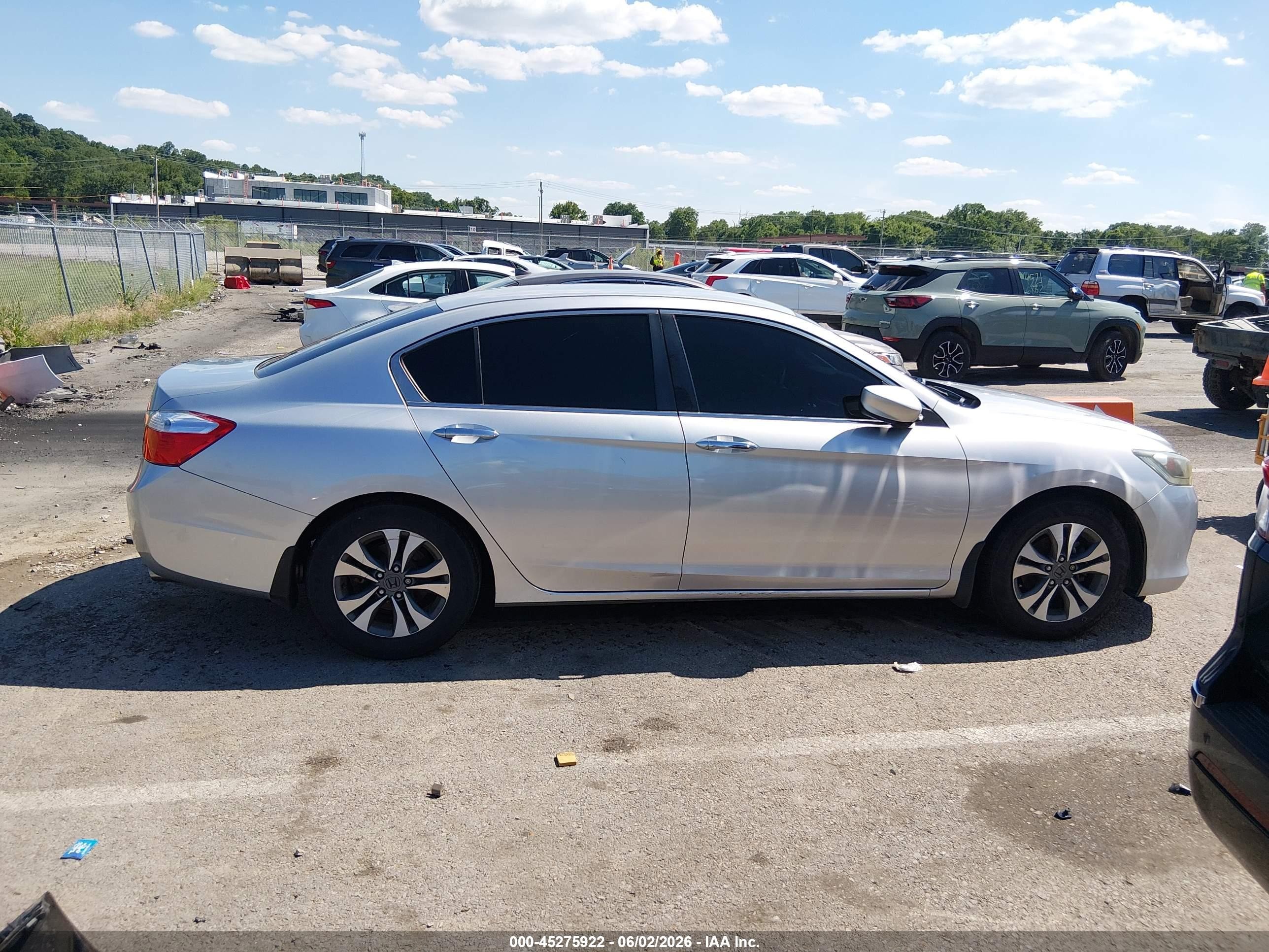 2013 Honda Accord Lx Silver vin: 1HGCR2F31DA061505