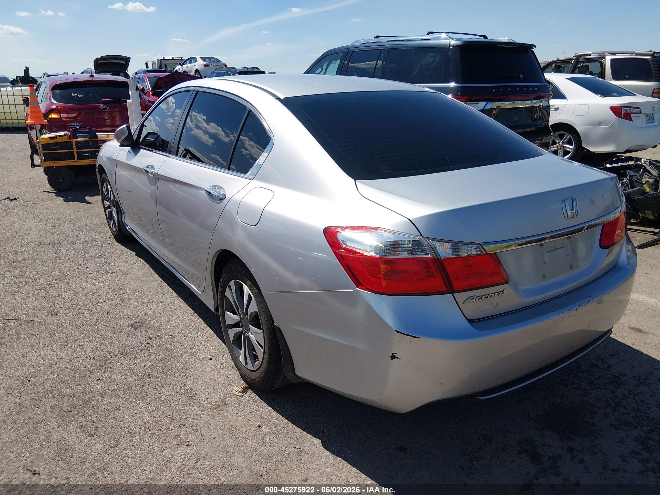2013 Honda Accord Lx Silver vin: 1HGCR2F31DA061505