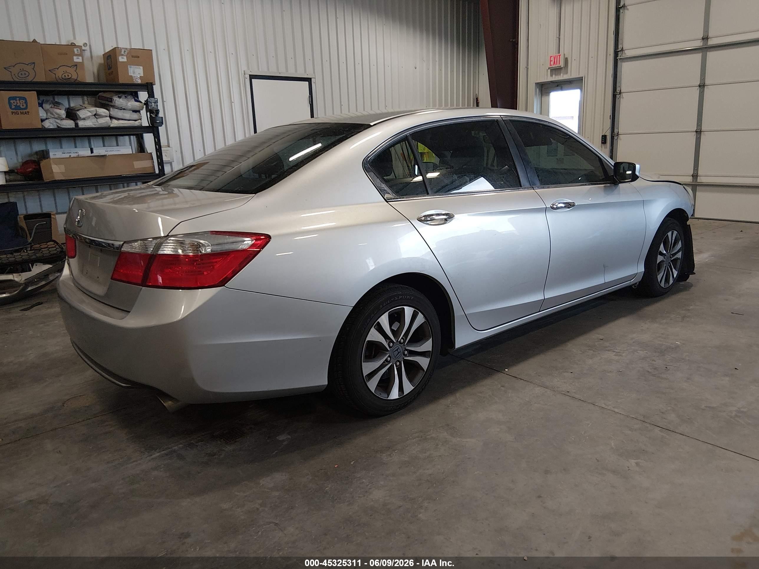 2013 Honda Accord Lx Silver vin: 1HGCR2F31DA069085