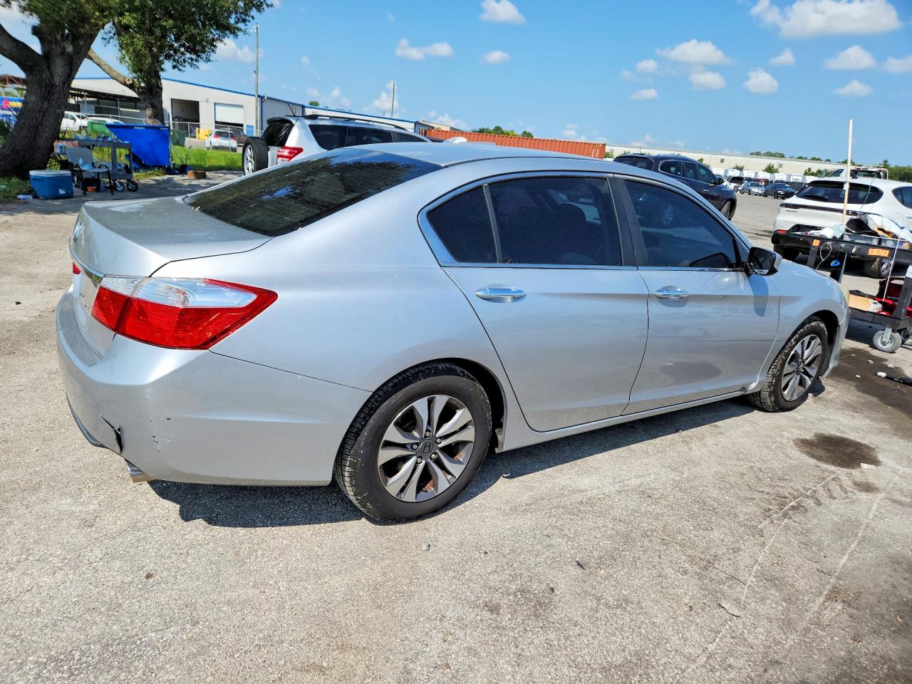 2013 Honda Accord Lx Silver vin: 1HGCR2F31DA074741