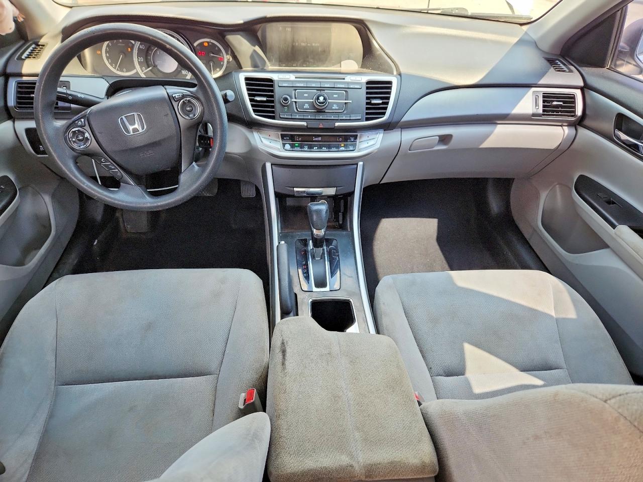 2013 Honda Accord Lx Silver vin: 1HGCR2F31DA074741