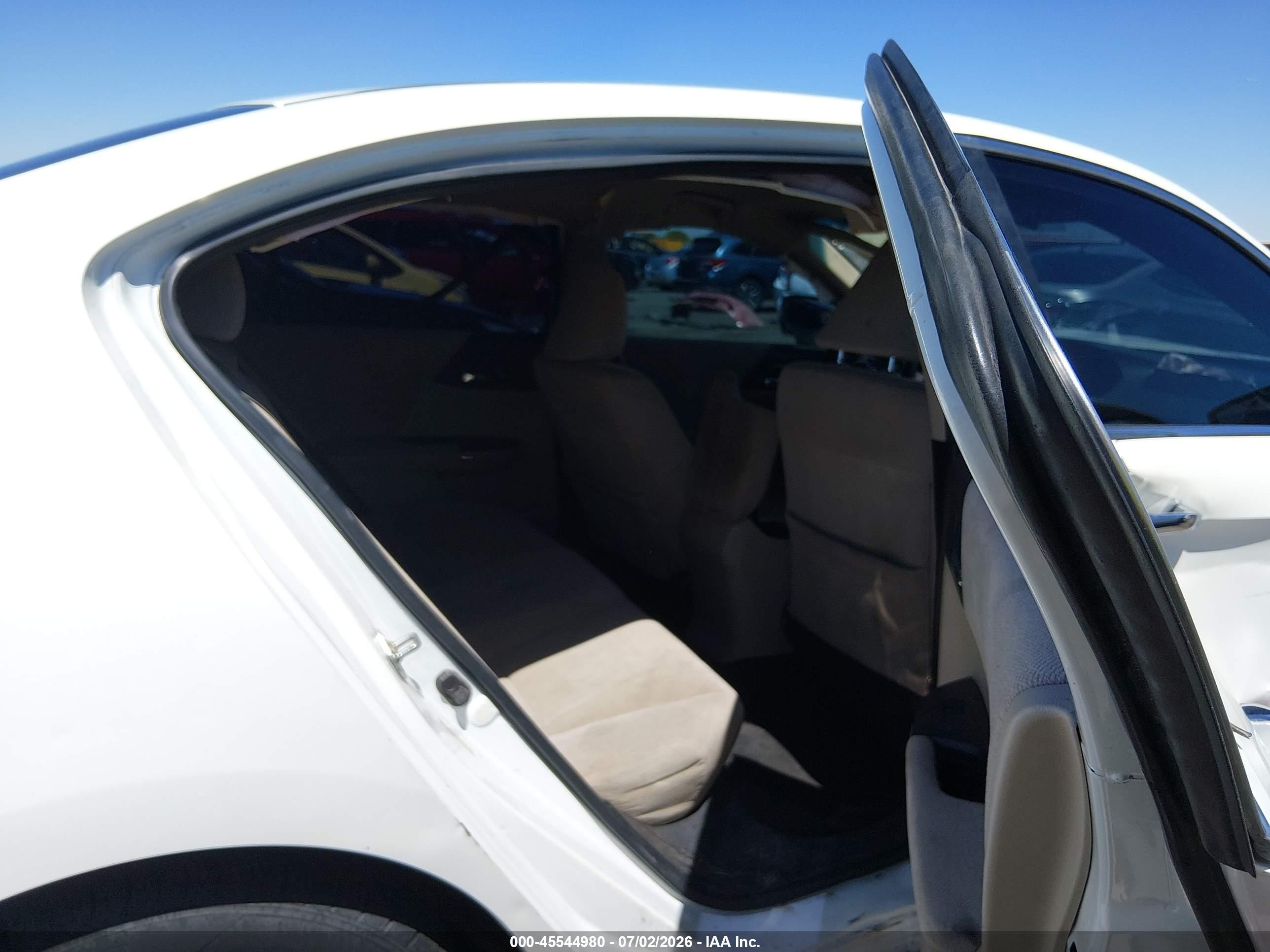 2013 Honda Accord Lx White vin: 1HGCR2F31DA084105