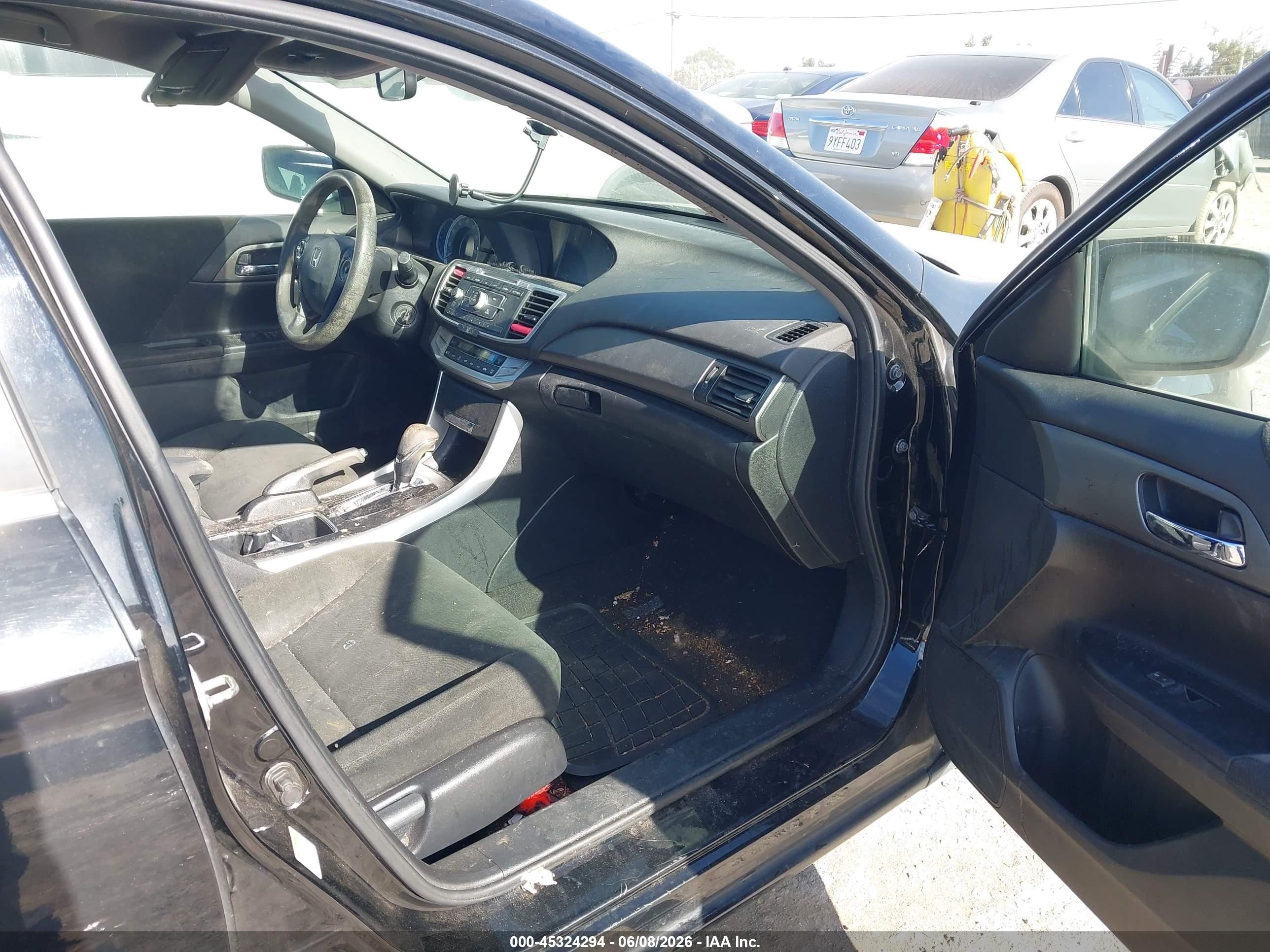 2013 Honda Accord Lx Черный vin: 1HGCR2F31DA100741