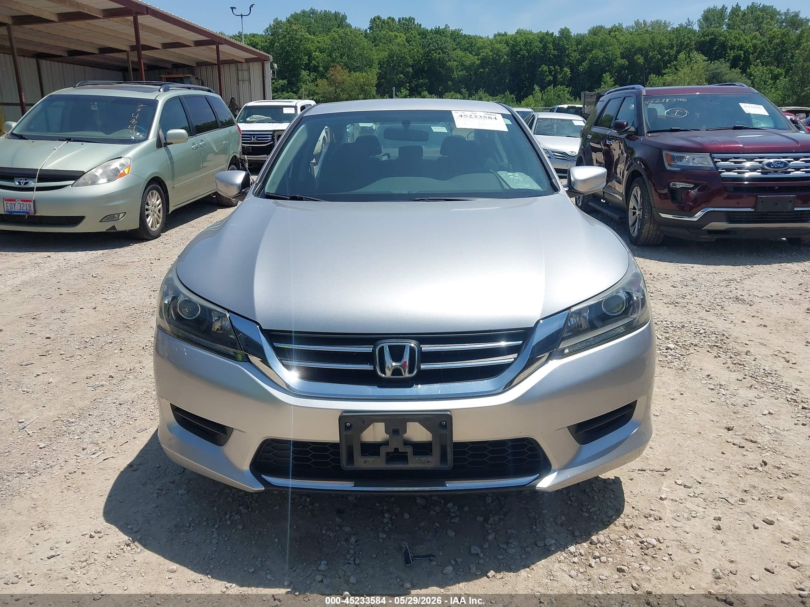 2013 Honda Accord Lx Silver vin: 1HGCR2F31DA130855