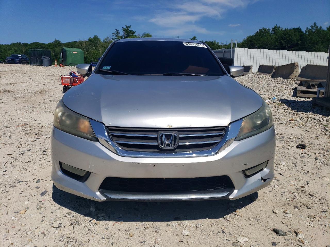2013 Honda Accord Lx Silver vin: 1HGCR2F31DA142858