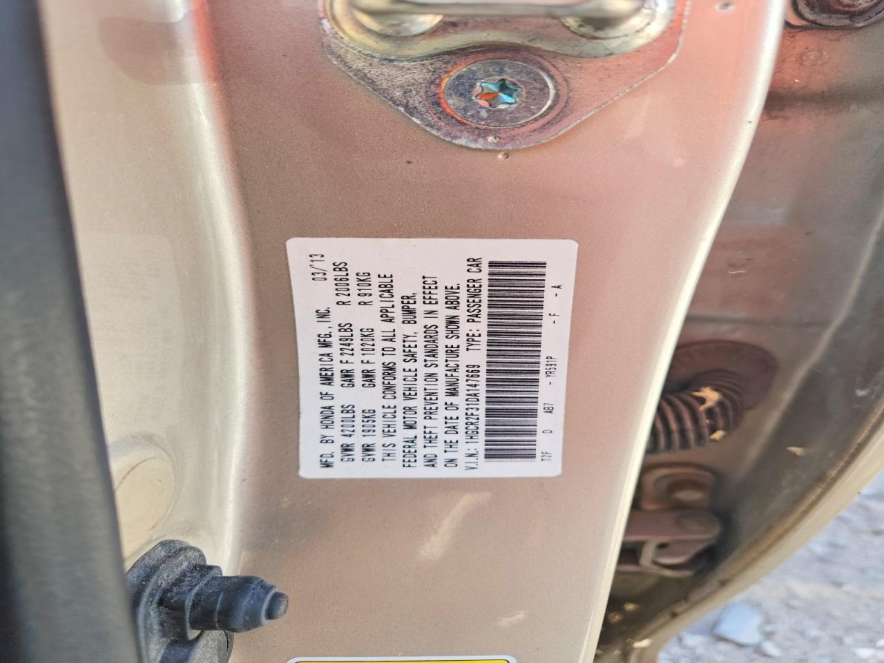 2013 Honda Accord Lx Gold vin: 1HGCR2F31DA147669