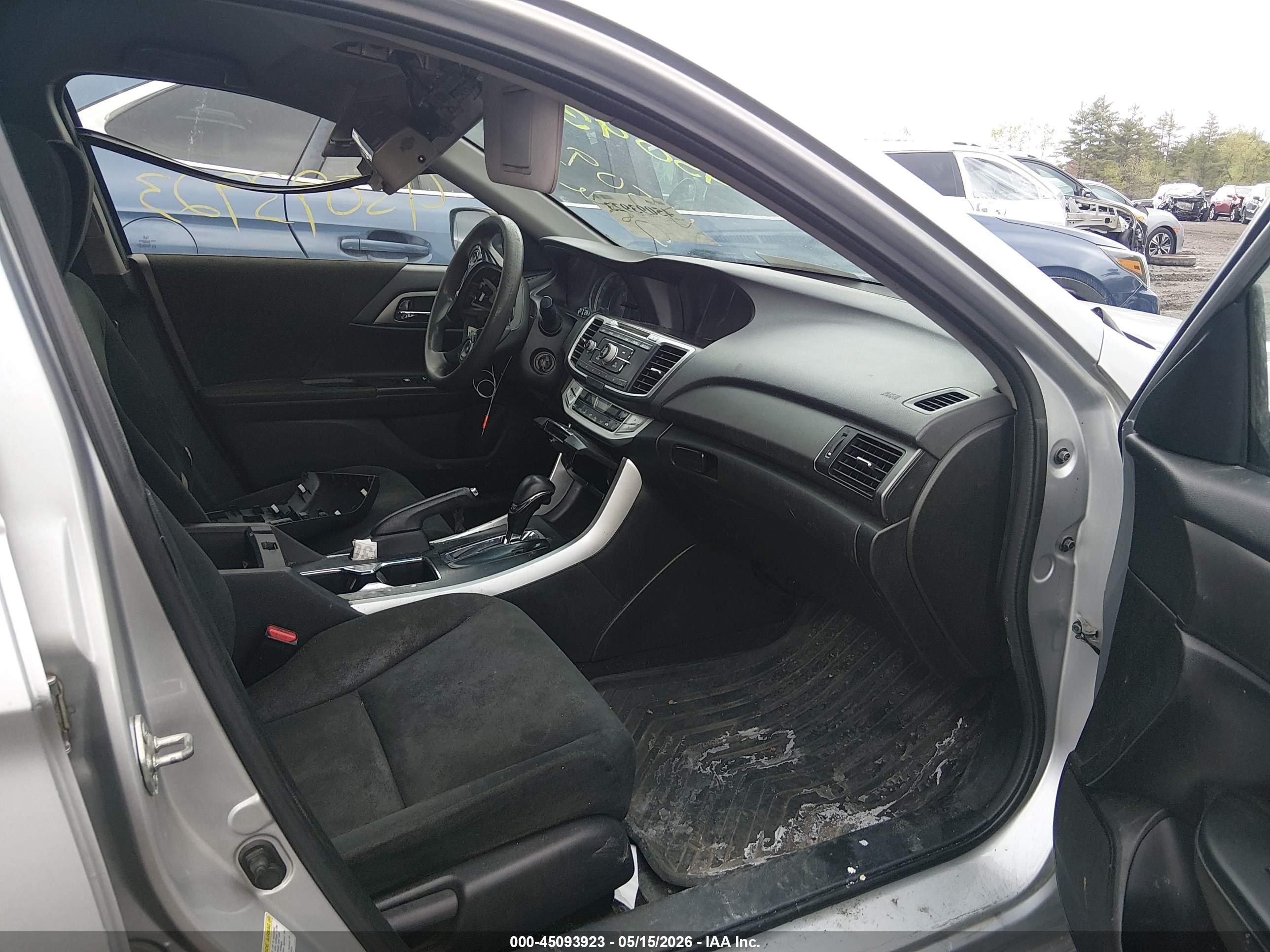 2013 Honda Accord Lx Серебряный vin: 1HGCR2F31DA173527