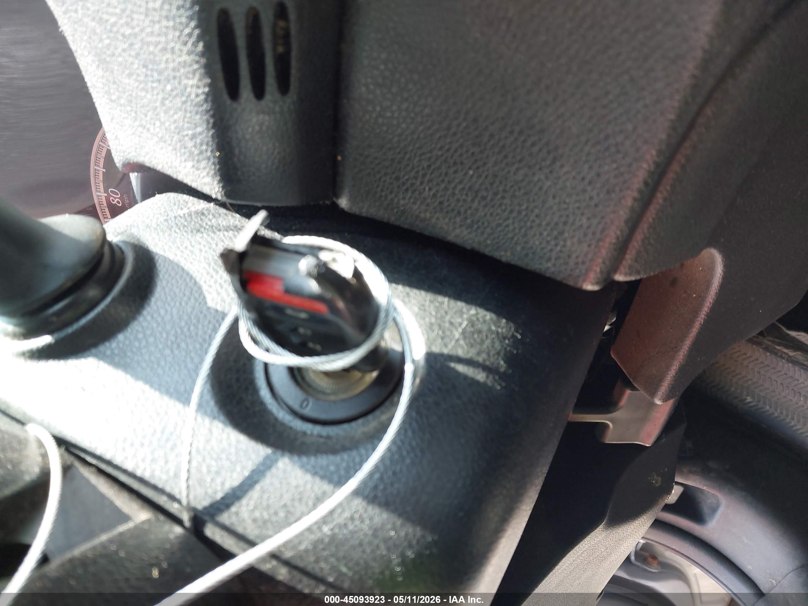 2013 Honda Accord Lx Серебряный vin: 1HGCR2F31DA173527