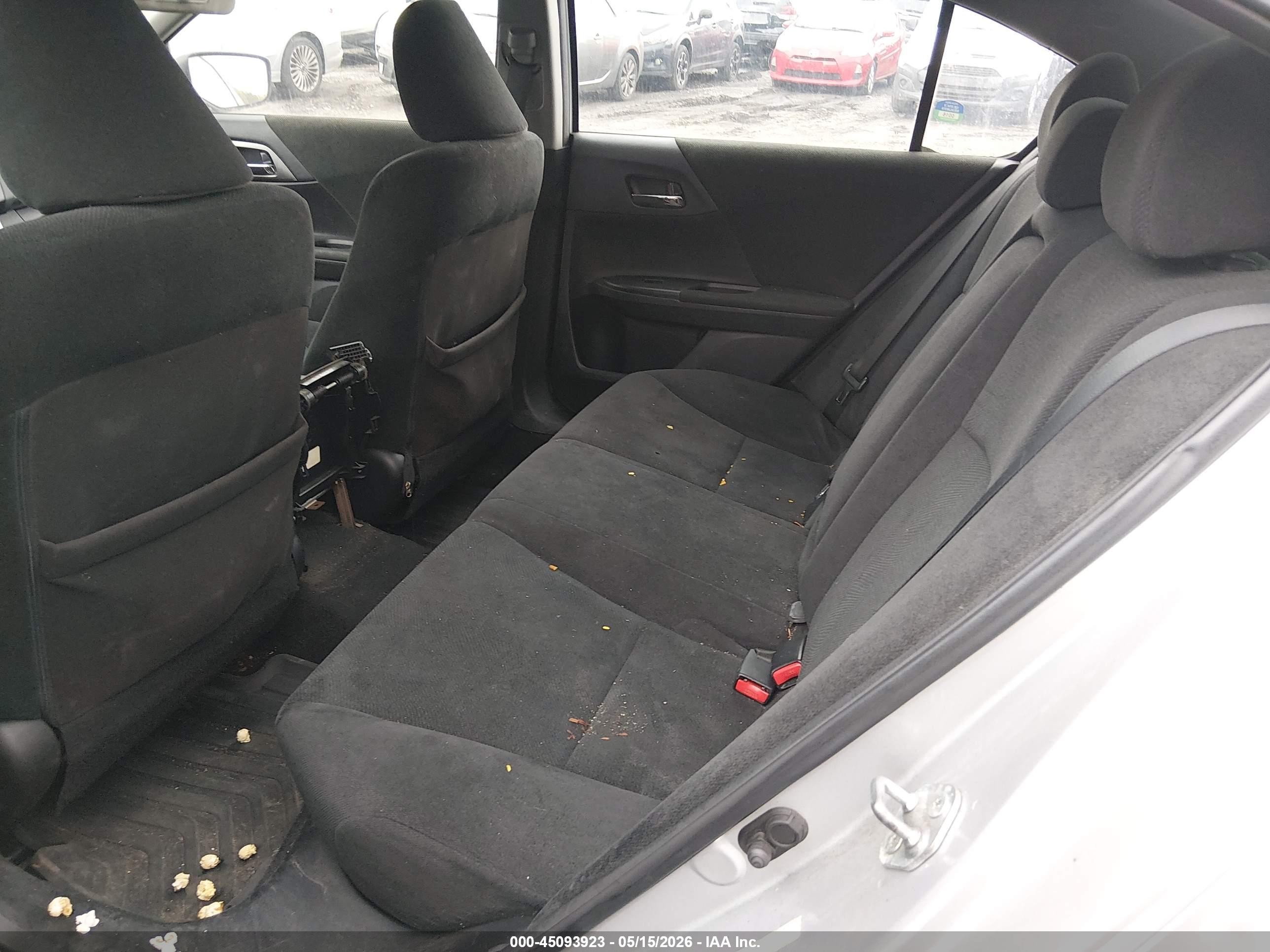 2013 Honda Accord Lx Серебряный vin: 1HGCR2F31DA173527