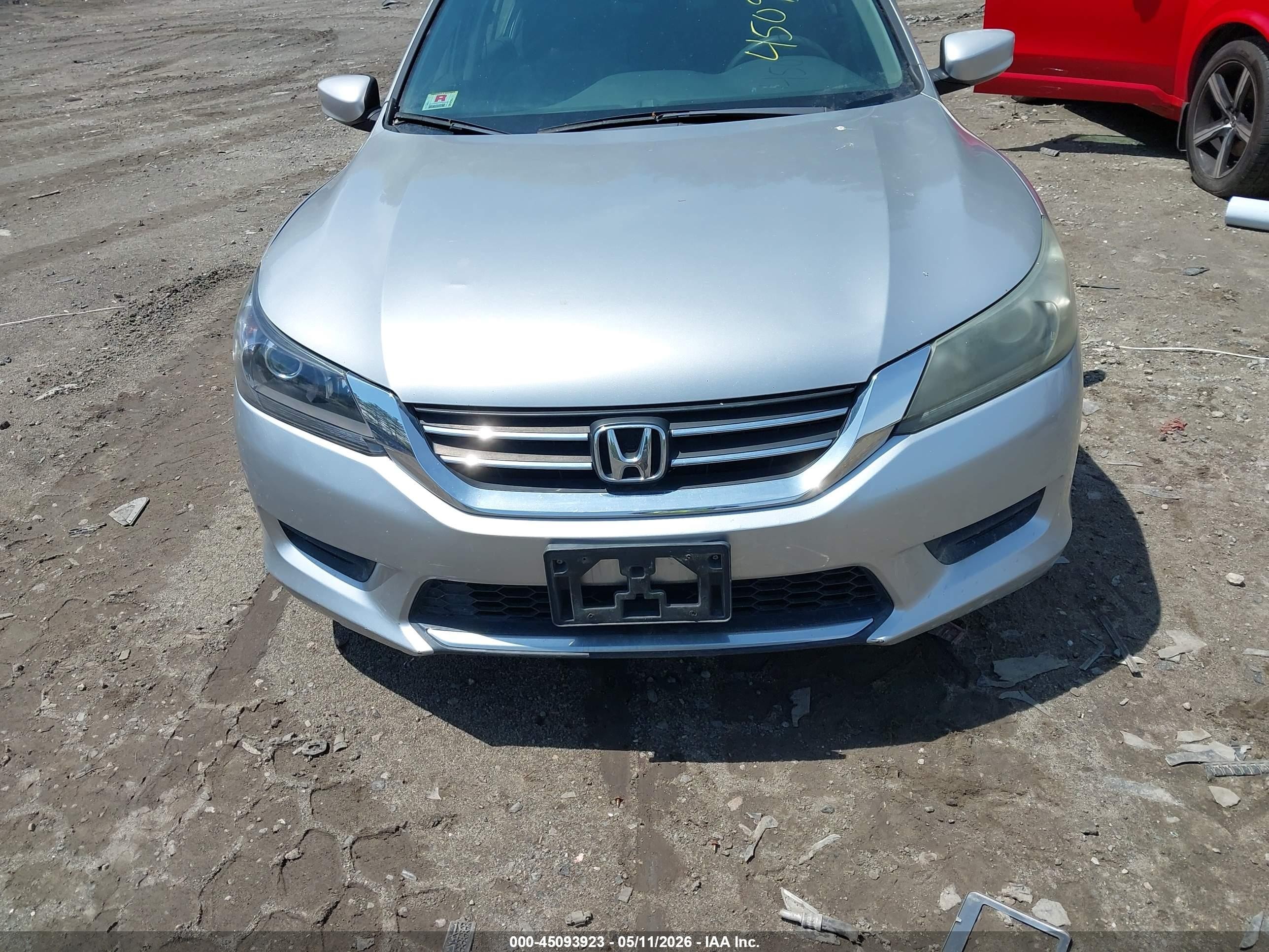 2013 Honda Accord Lx Серебряный vin: 1HGCR2F31DA173527