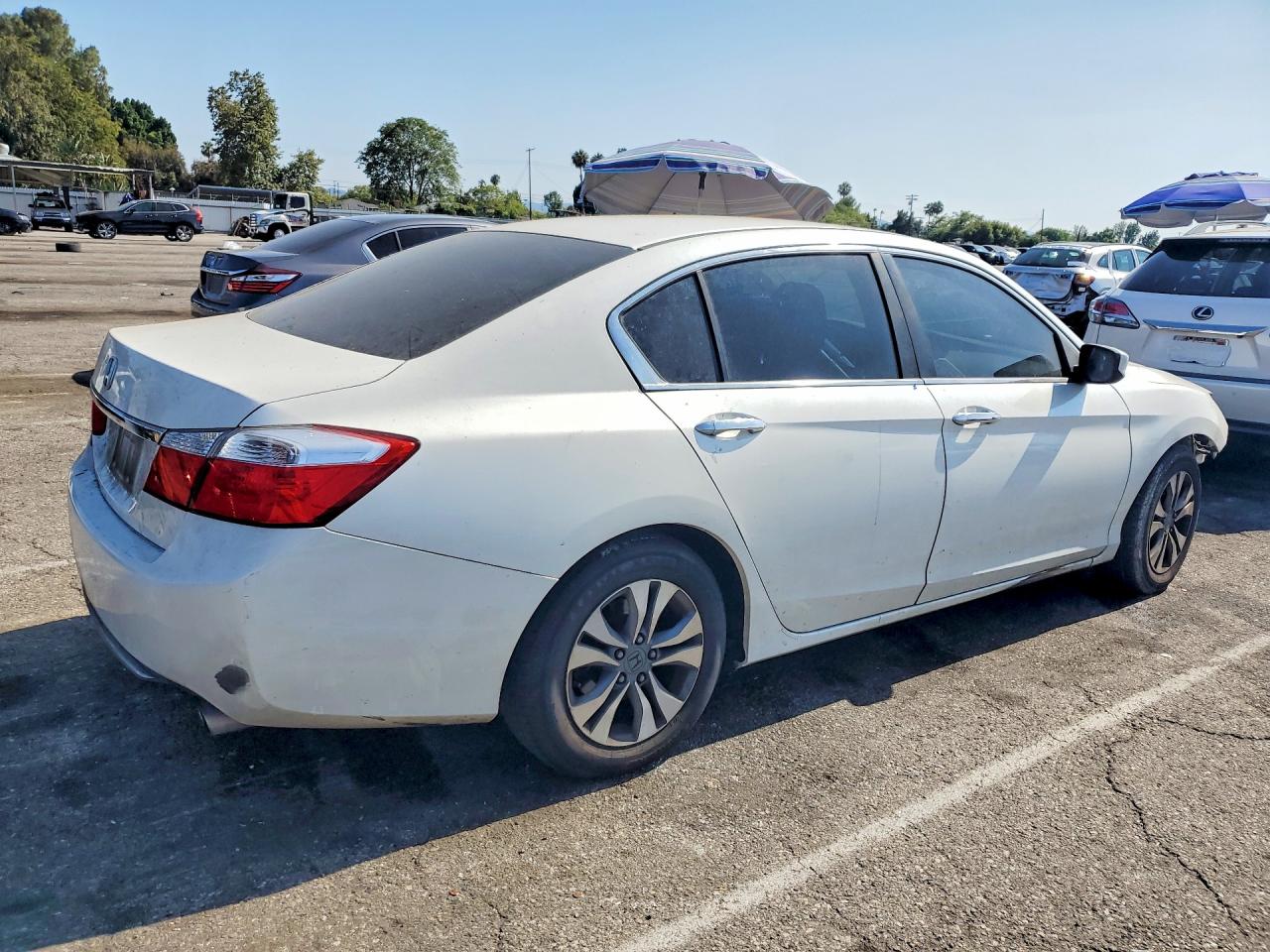 2013 Honda Accord Lx White vin: 1HGCR2F31DA199092