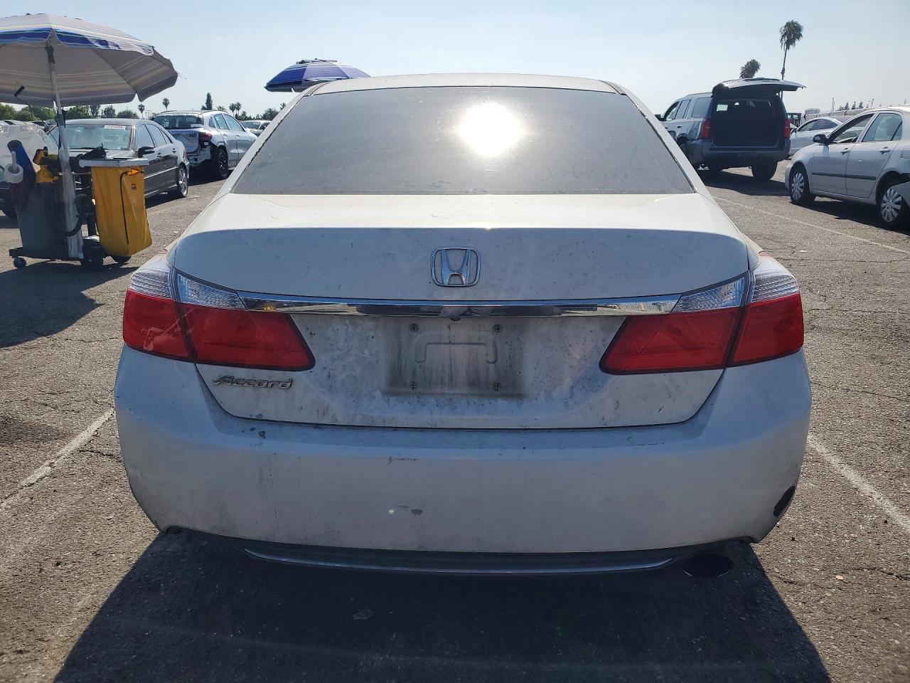 2013 Honda Accord Lx White vin: 1HGCR2F31DA199092