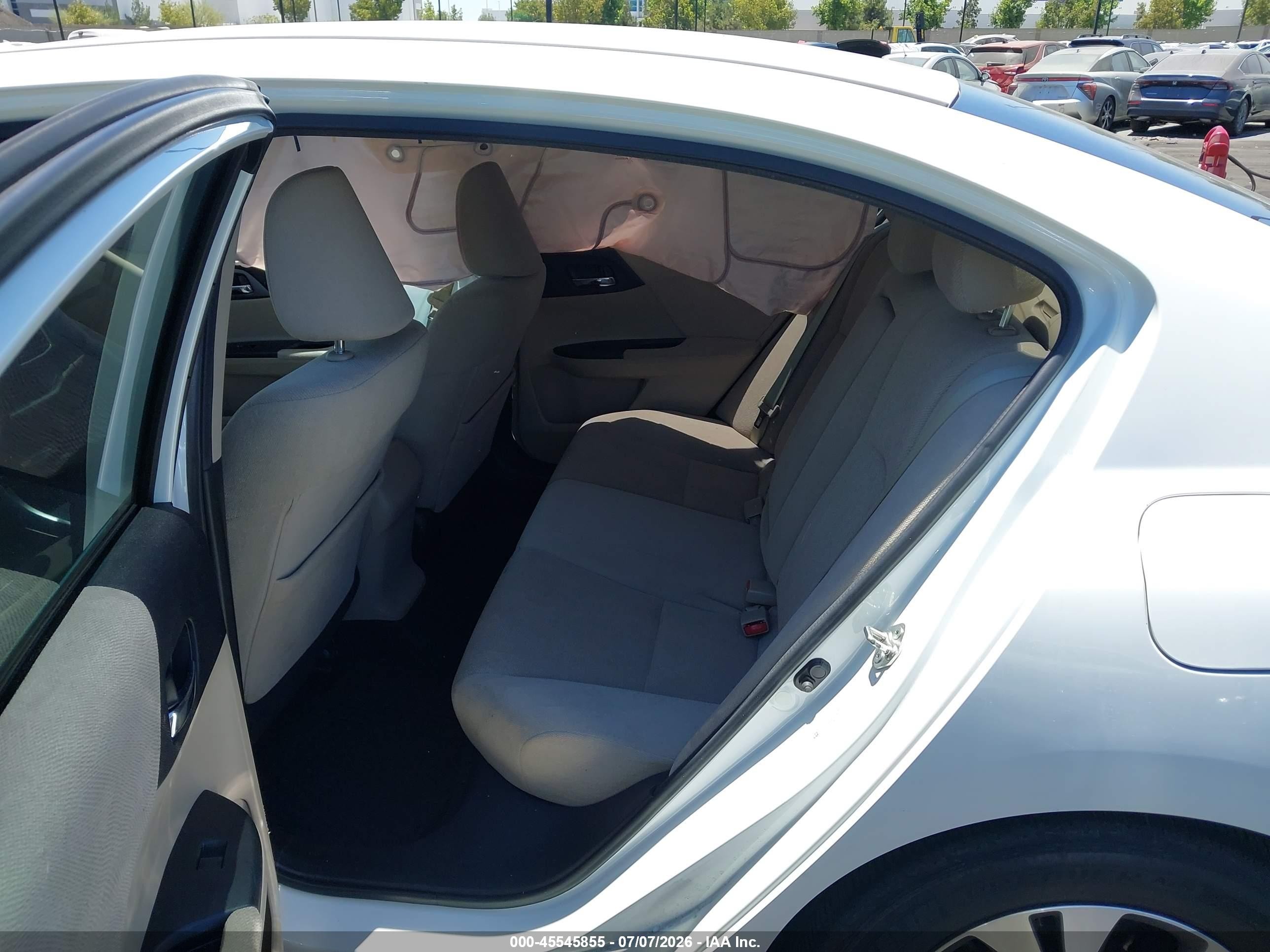 2013 Honda Accord Lx White vin: 1HGCR2F31DA203061