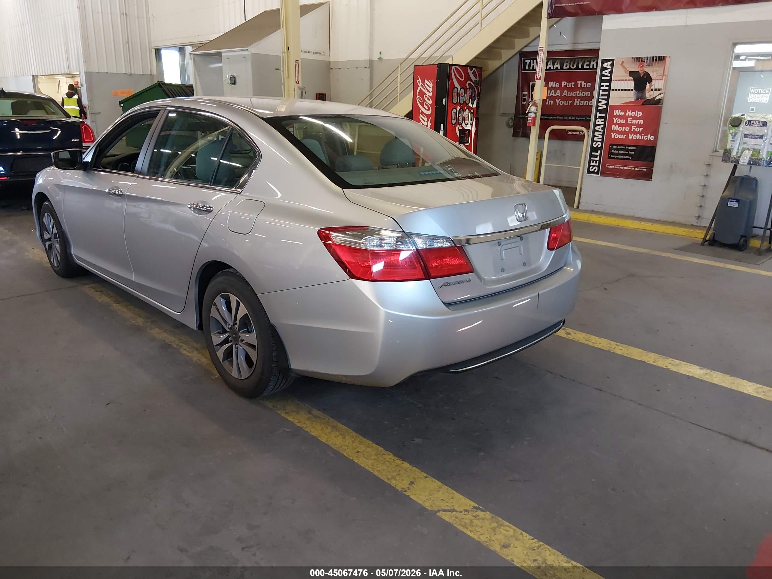 2013 Honda Accord Lx Silver vin: 1HGCR2F31DA210799