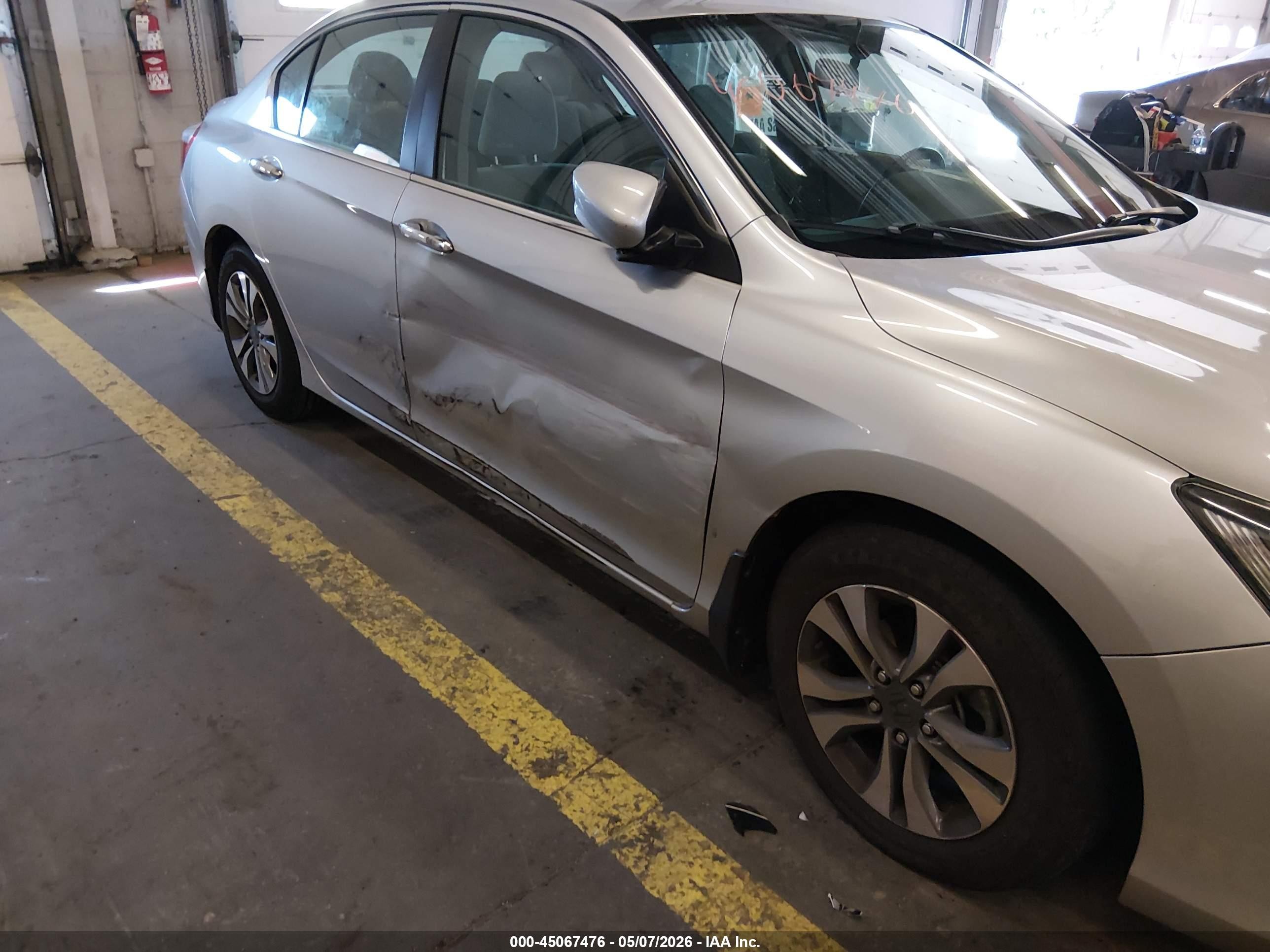 2013 Honda Accord Lx Silver vin: 1HGCR2F31DA210799
