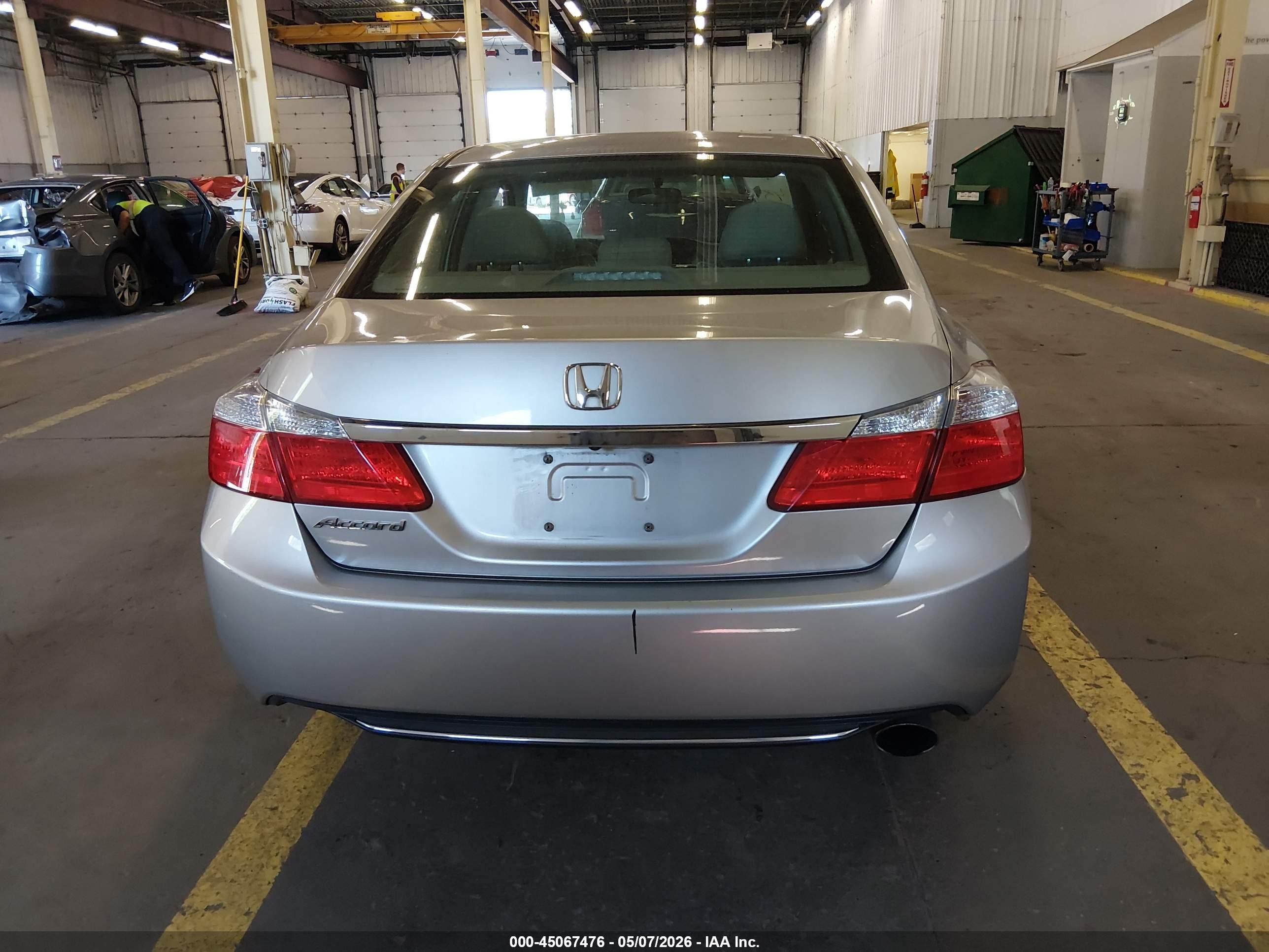2013 Honda Accord Lx Silver vin: 1HGCR2F31DA210799