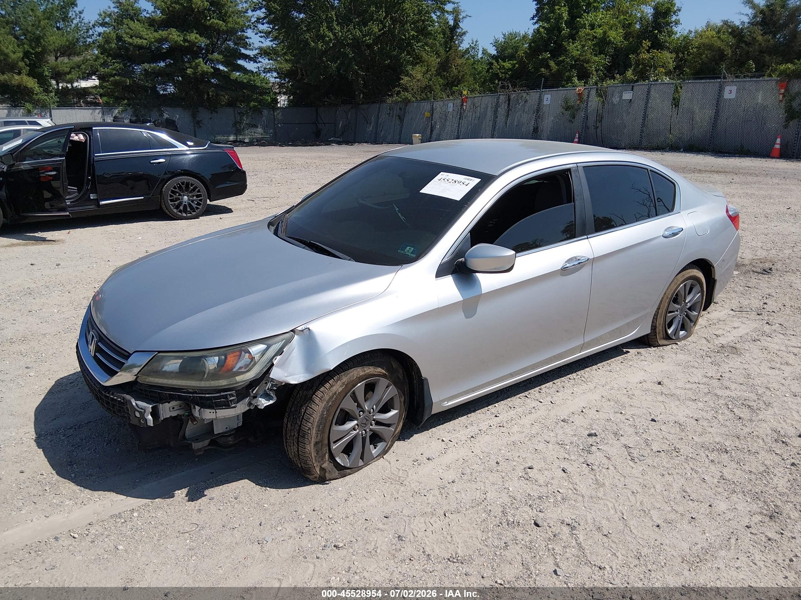 2014 Honda Accord Lx Silver vin: 1HGCR2F31EA009910