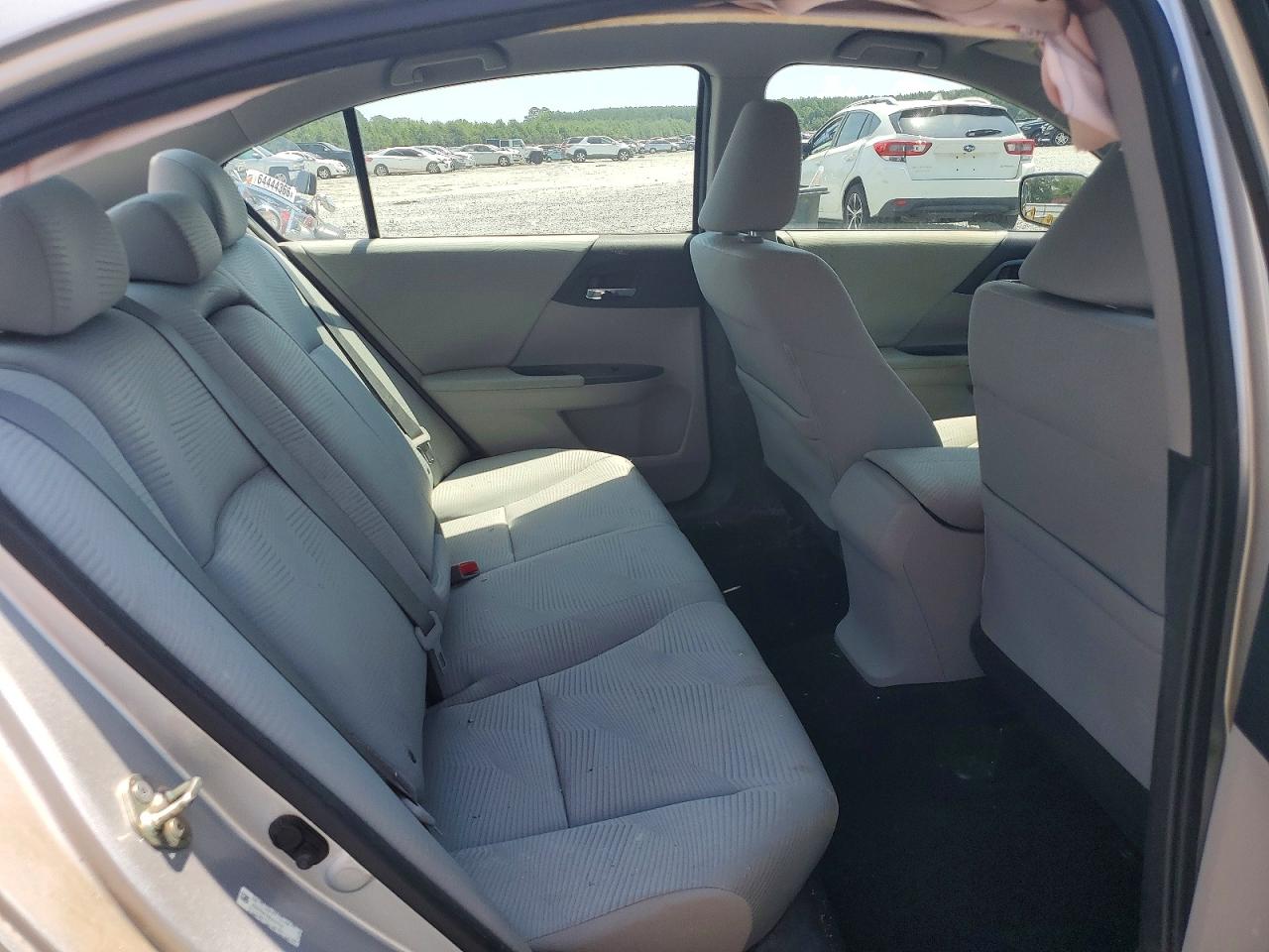2014 Honda Accord Lx Silver vin: 1HGCR2F31EA017117