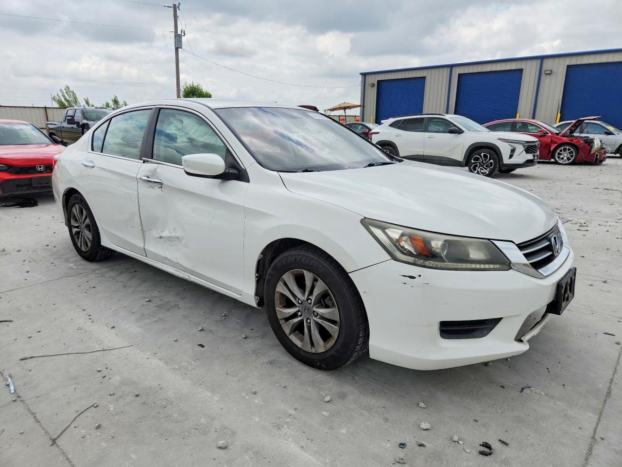 2014 Honda Accord Lx White vin: 1HGCR2F31EA040008