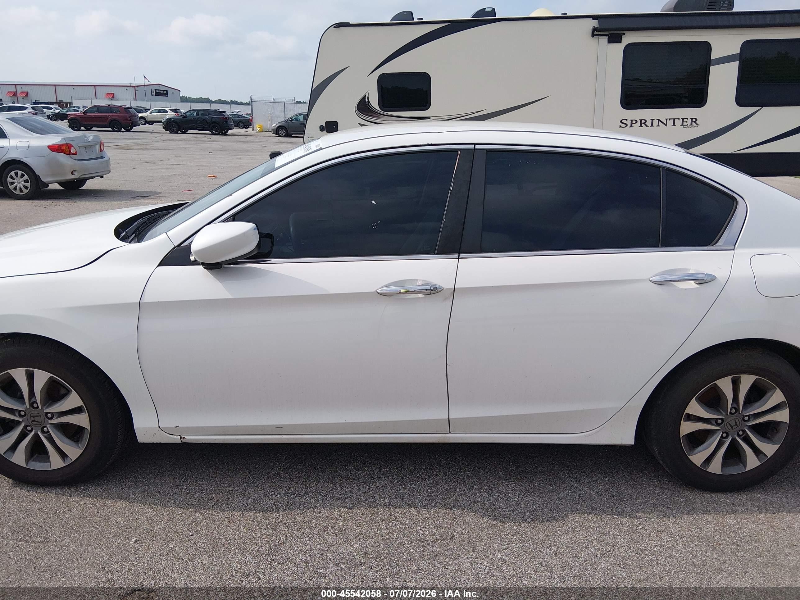 2015 Honda Accord Lx Белый vin: 1HGCR2F31FA026272