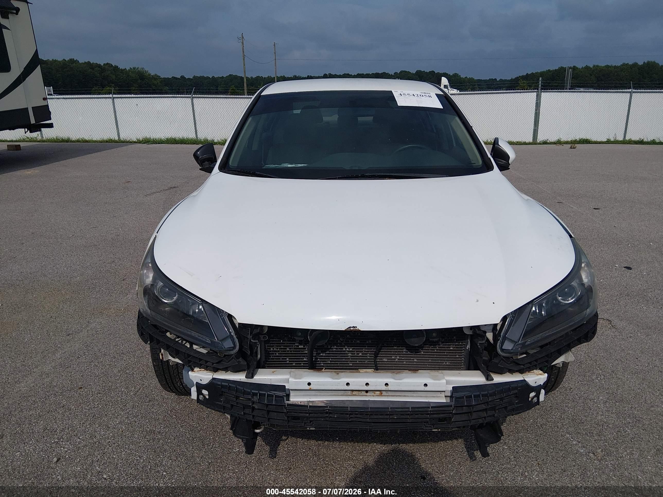 2015 Honda Accord Lx Белый vin: 1HGCR2F31FA026272