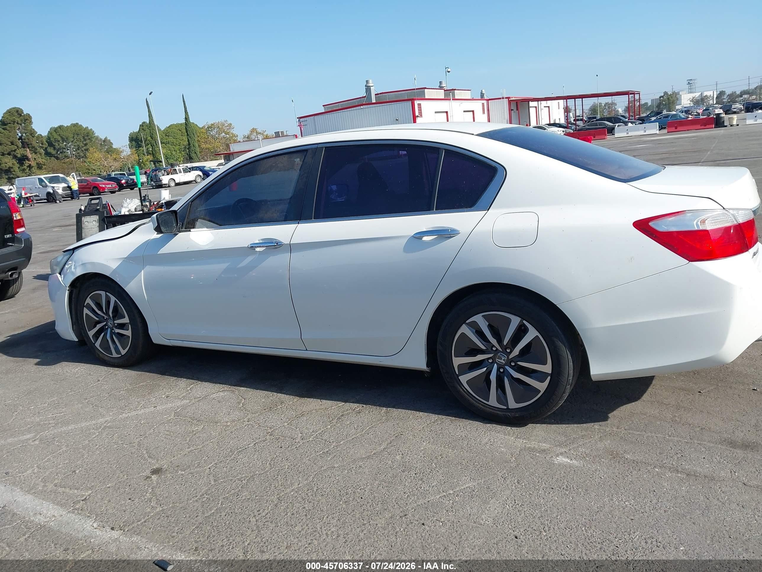 2015 Honda Accord Lx White vin: 1HGCR2F31FA027051