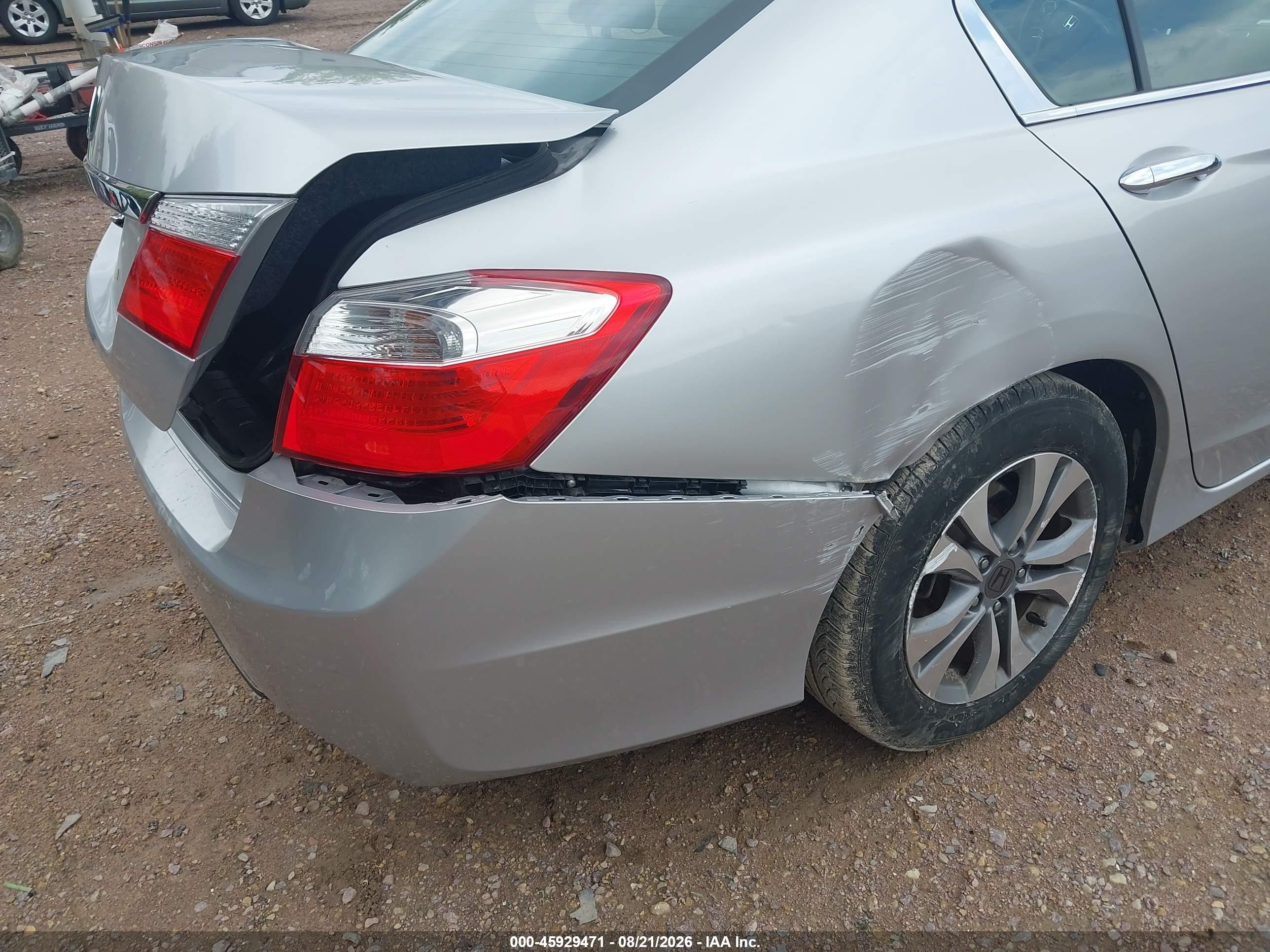 2015 Honda Accord Lx Серебряный vin: 1HGCR2F31FA029382