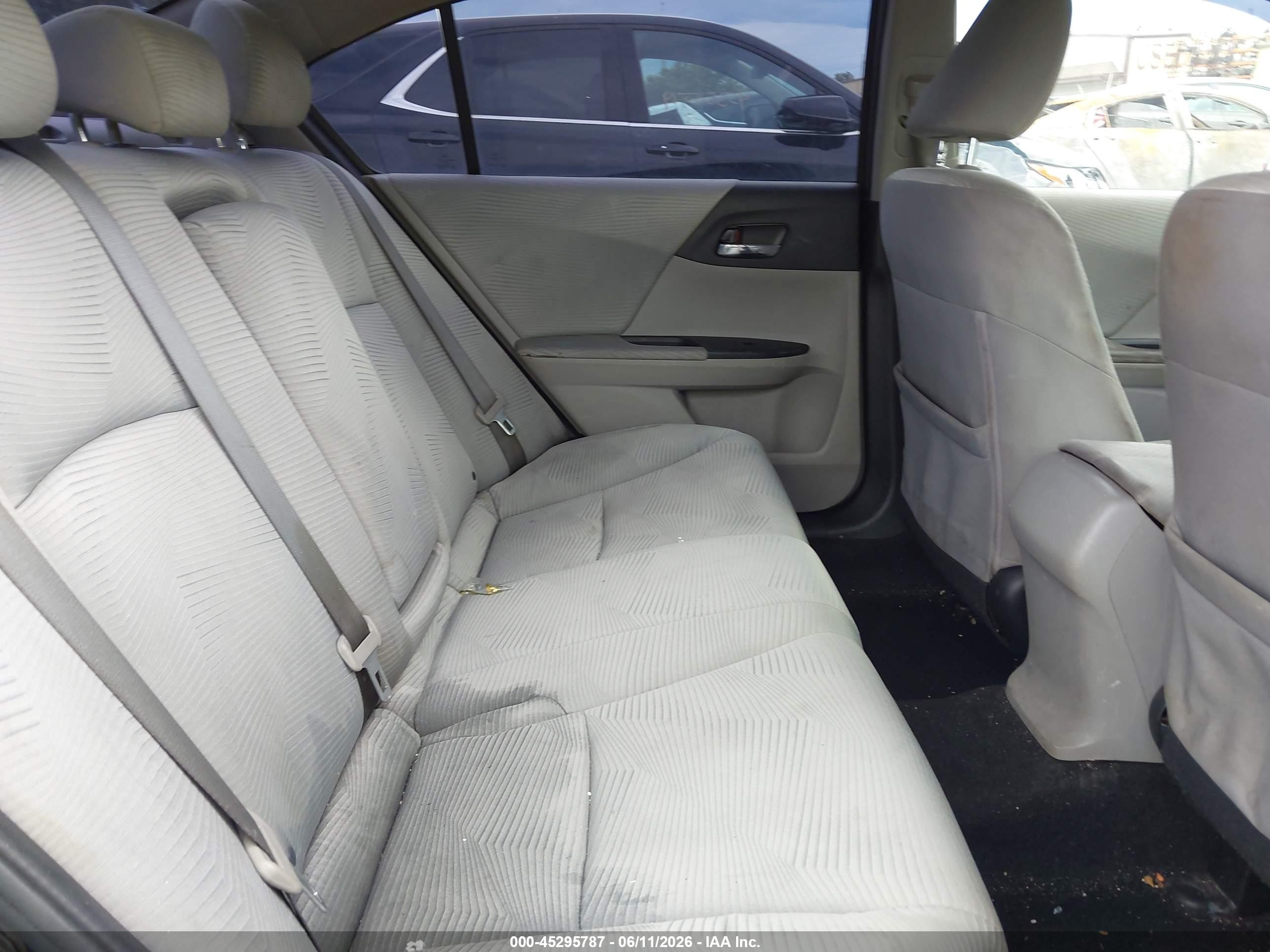 2015 Honda Accord Lx Blue vin: 1HGCR2F31FA119115