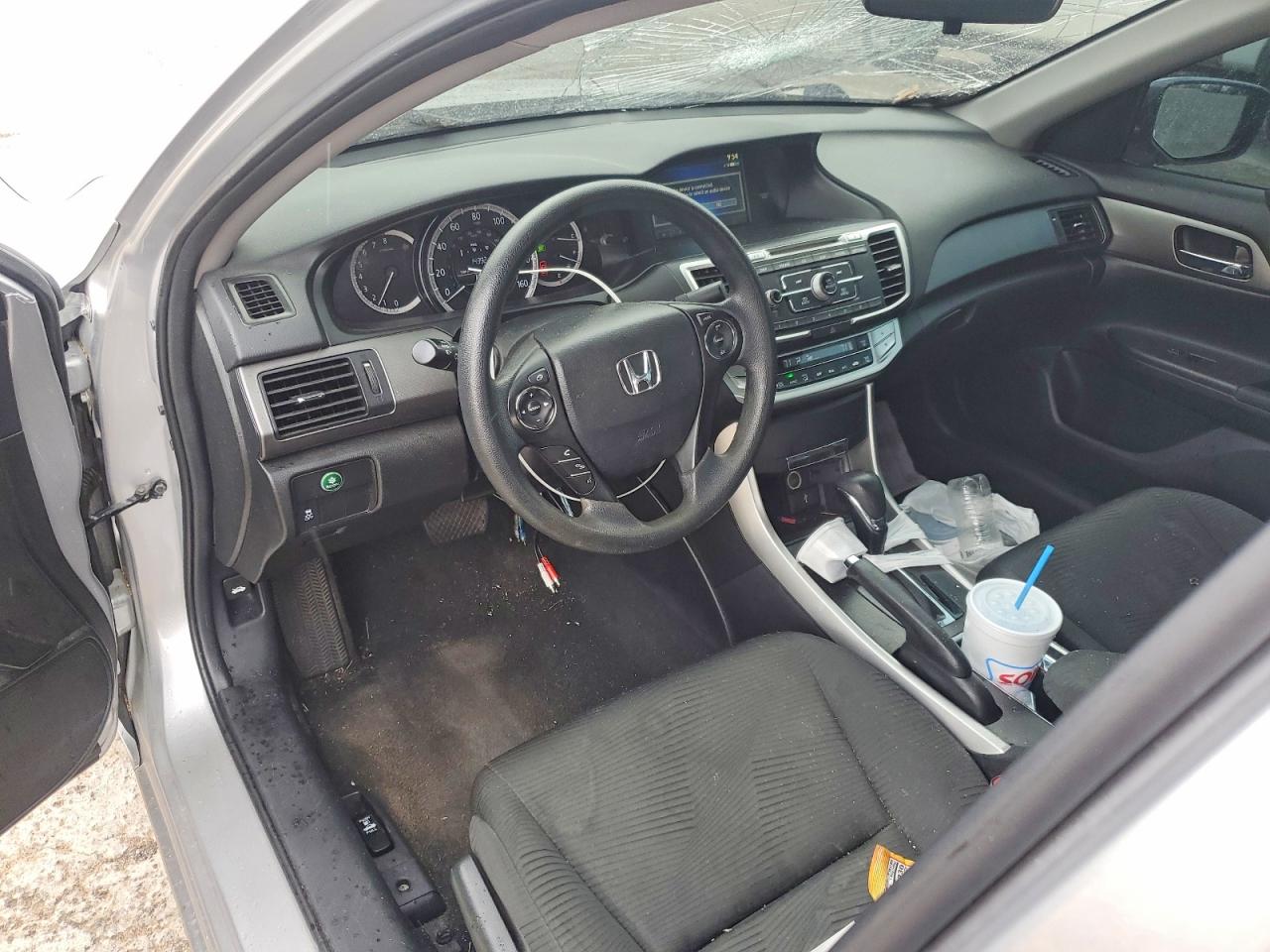 2015 Honda Accord Lx Серебряный vin: 1HGCR2F31FA137159