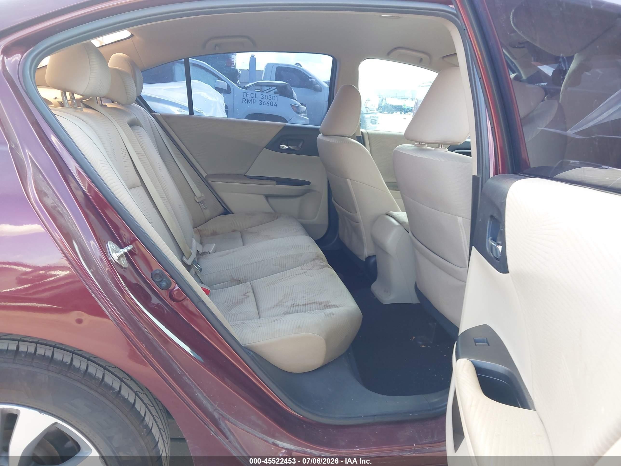2015 Honda Accord Lx Burgundy vin: 1HGCR2F31FA167875