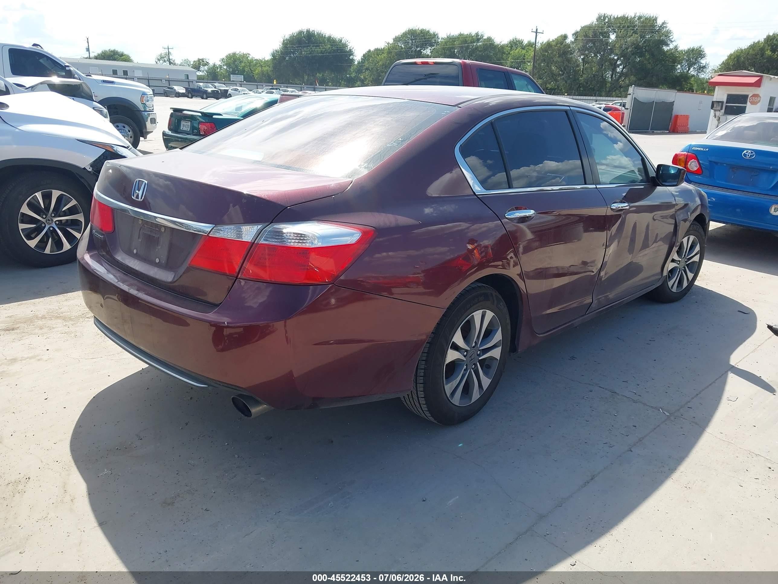 2015 Honda Accord Lx Burgundy vin: 1HGCR2F31FA167875