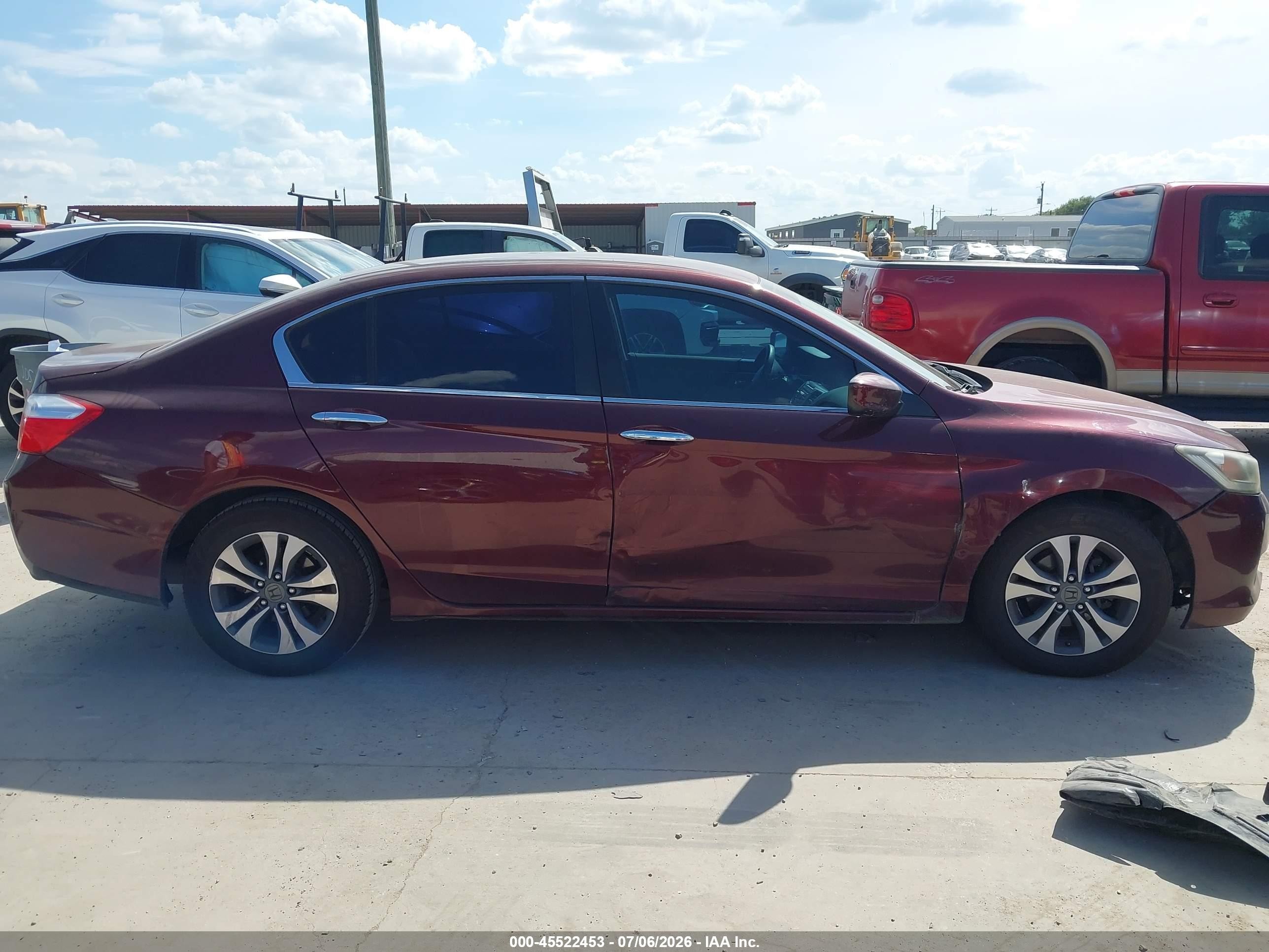 2015 Honda Accord Lx Burgundy vin: 1HGCR2F31FA167875