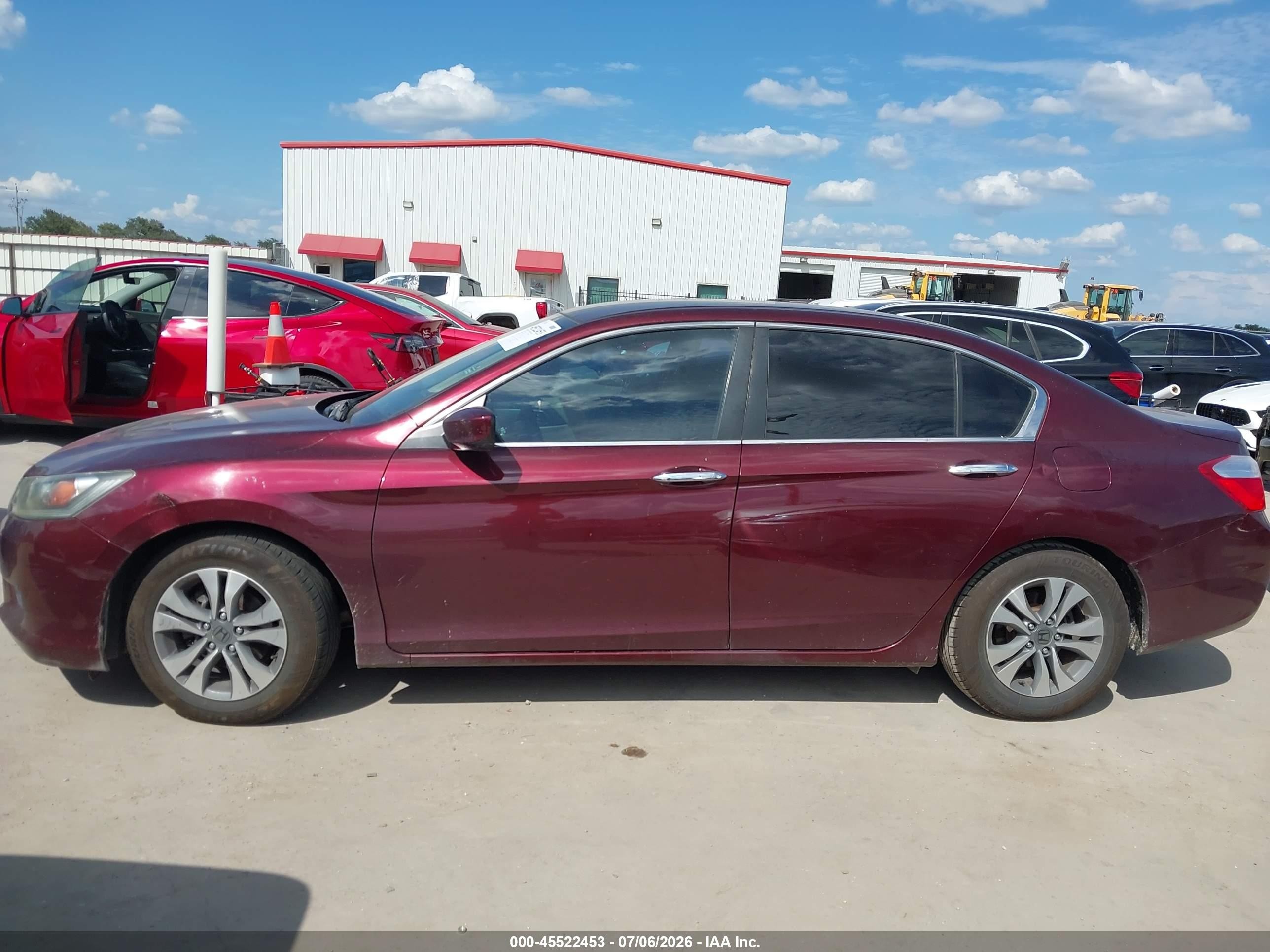 2015 Honda Accord Lx Burgundy vin: 1HGCR2F31FA167875