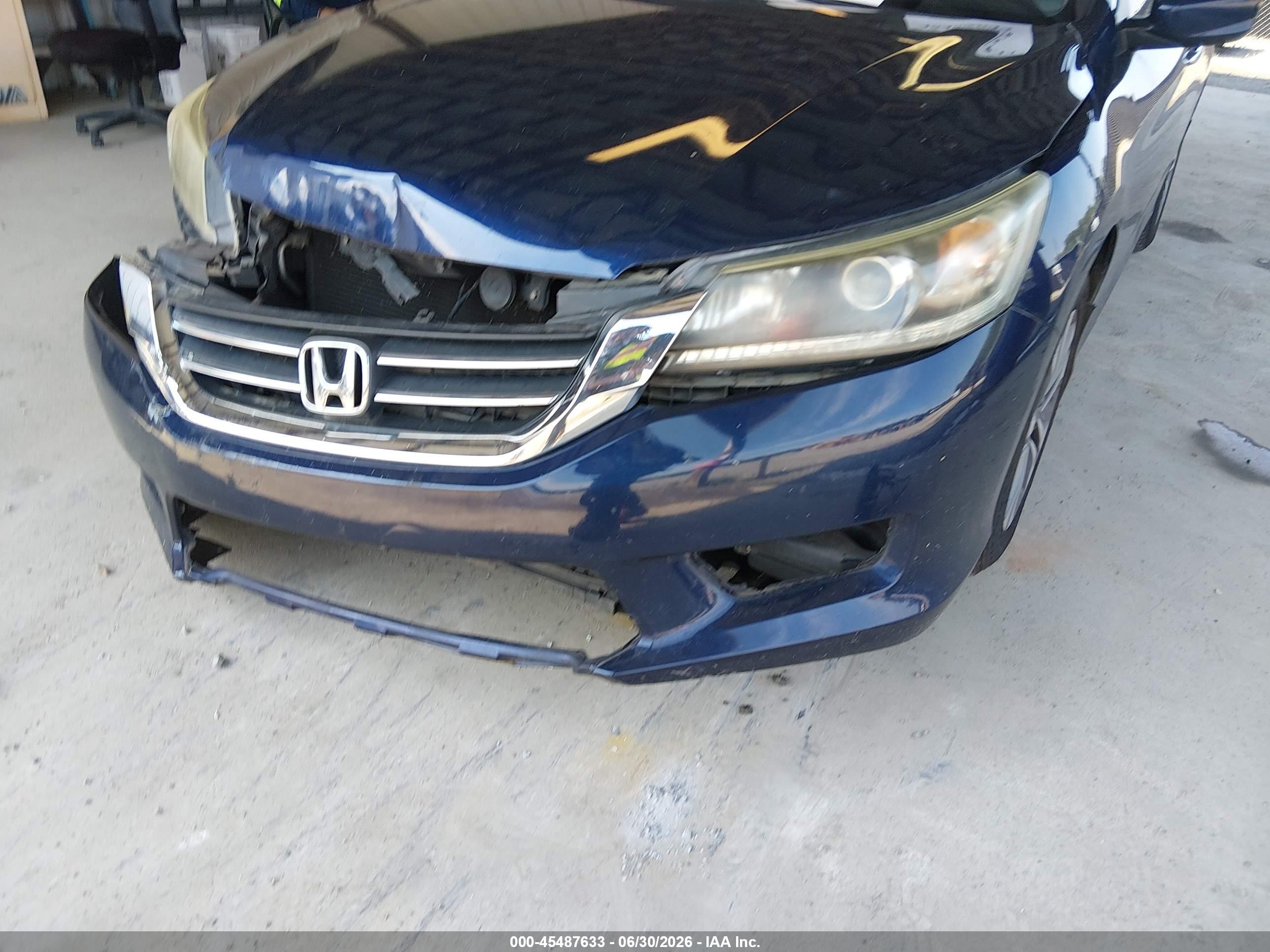 2015 Honda Accord Lx Blue vin: 1HGCR2F31FA215648