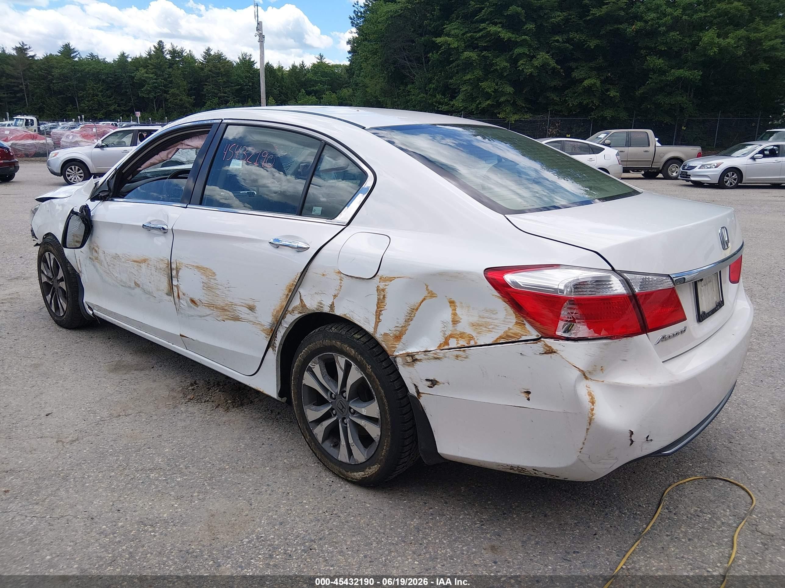 2015 Honda Accord Lx White vin: 1HGCR2F31FA219957