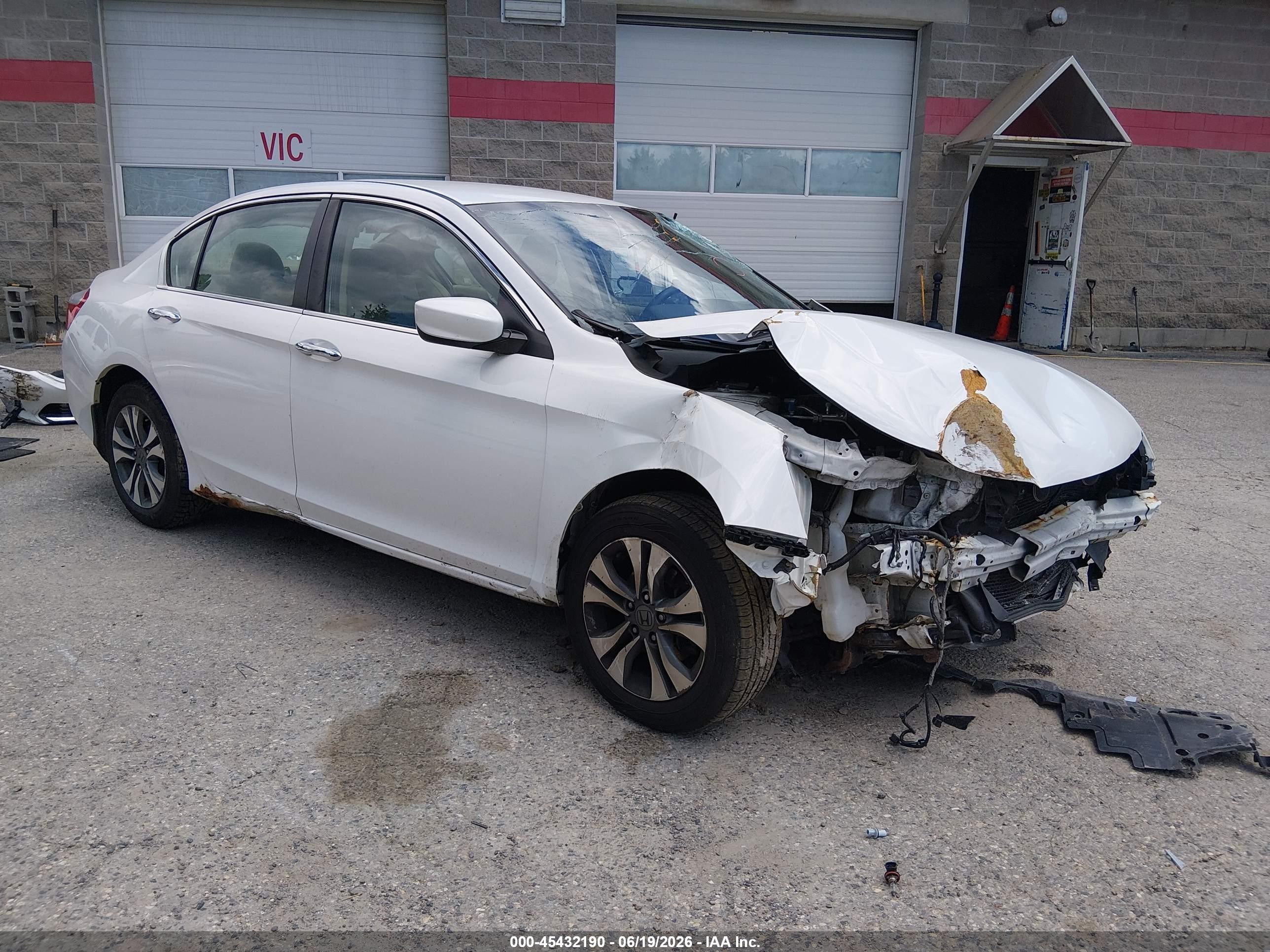 2015 Honda Accord Lx White vin: 1HGCR2F31FA219957