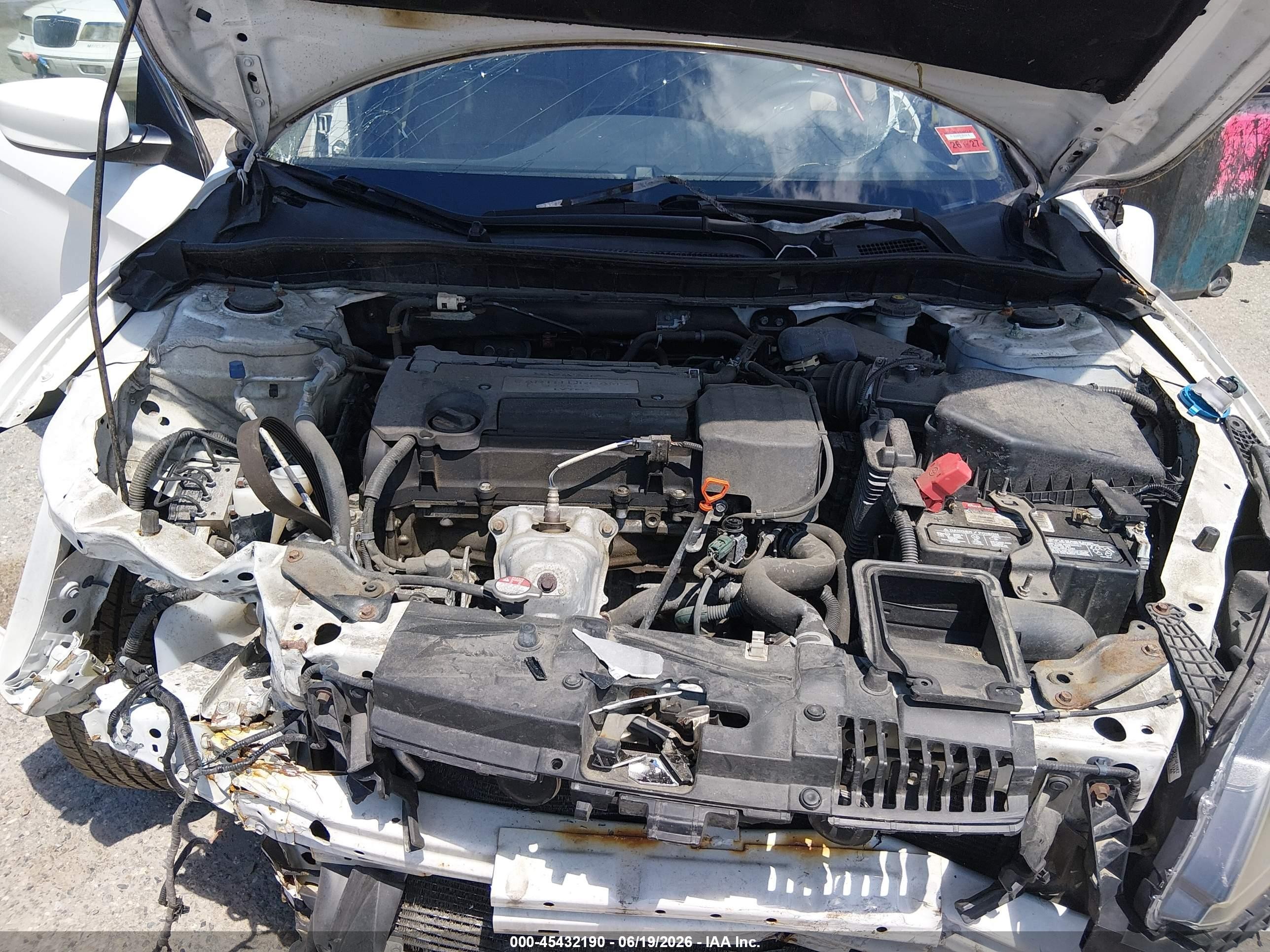 2015 Honda Accord Lx White vin: 1HGCR2F31FA219957