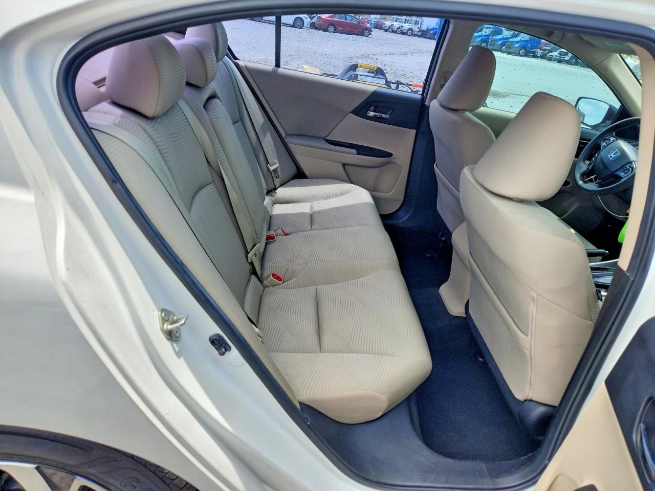 2016 Honda Accord Lx White vin: 1HGCR2F31GA079474